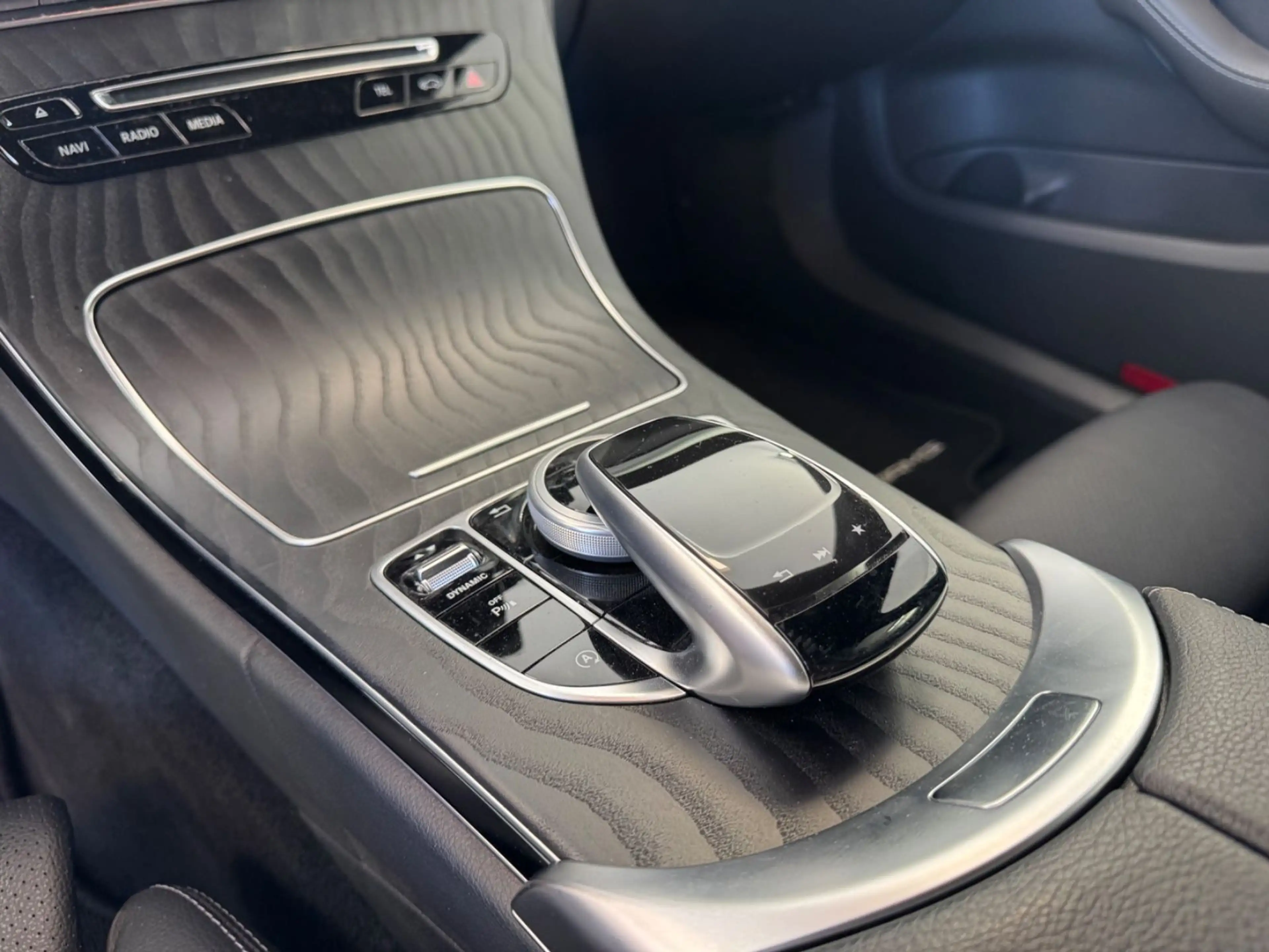 Mercedes-Benz C 250 T | AMG LINE | AHK | KAMERA | LED — photo 15