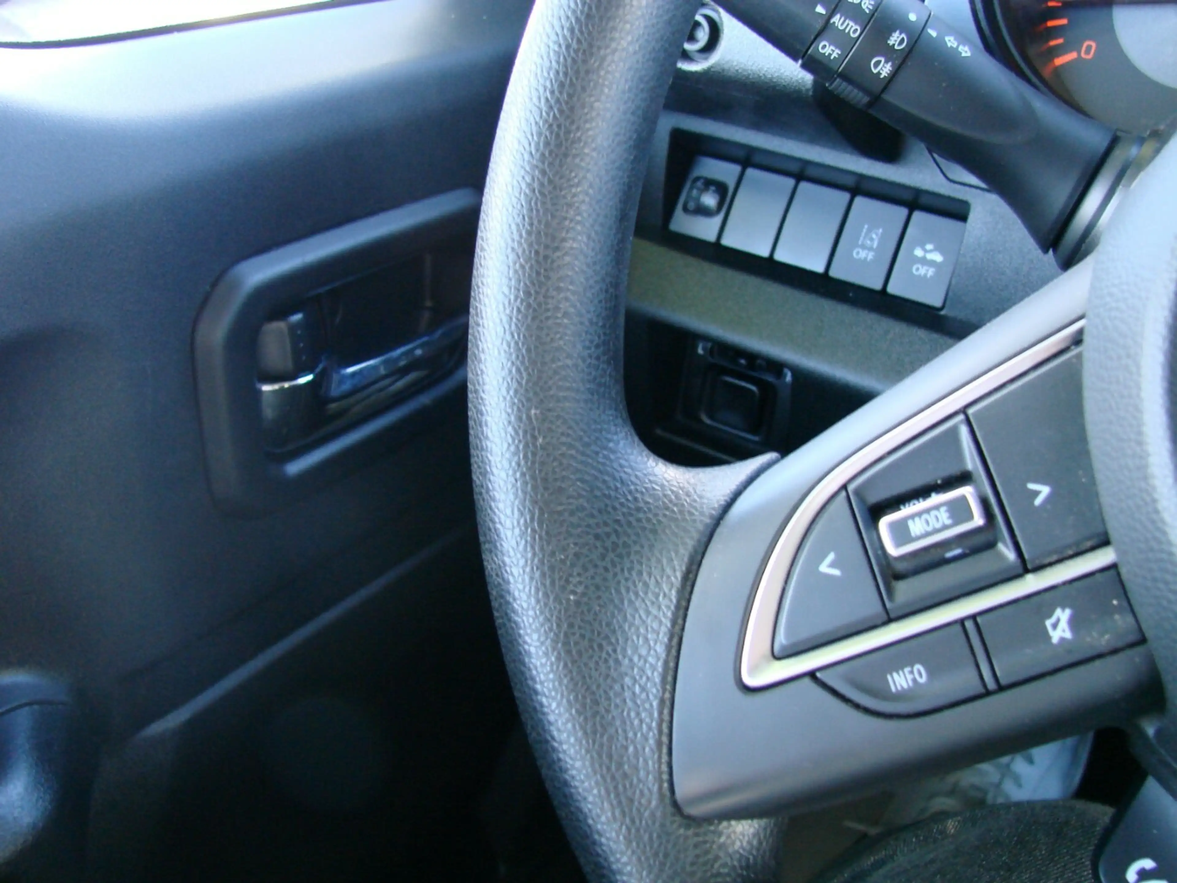 Suzuki Jimny 1.5L Comfort AllGrip NFZ AHK Tempomat — photo 8