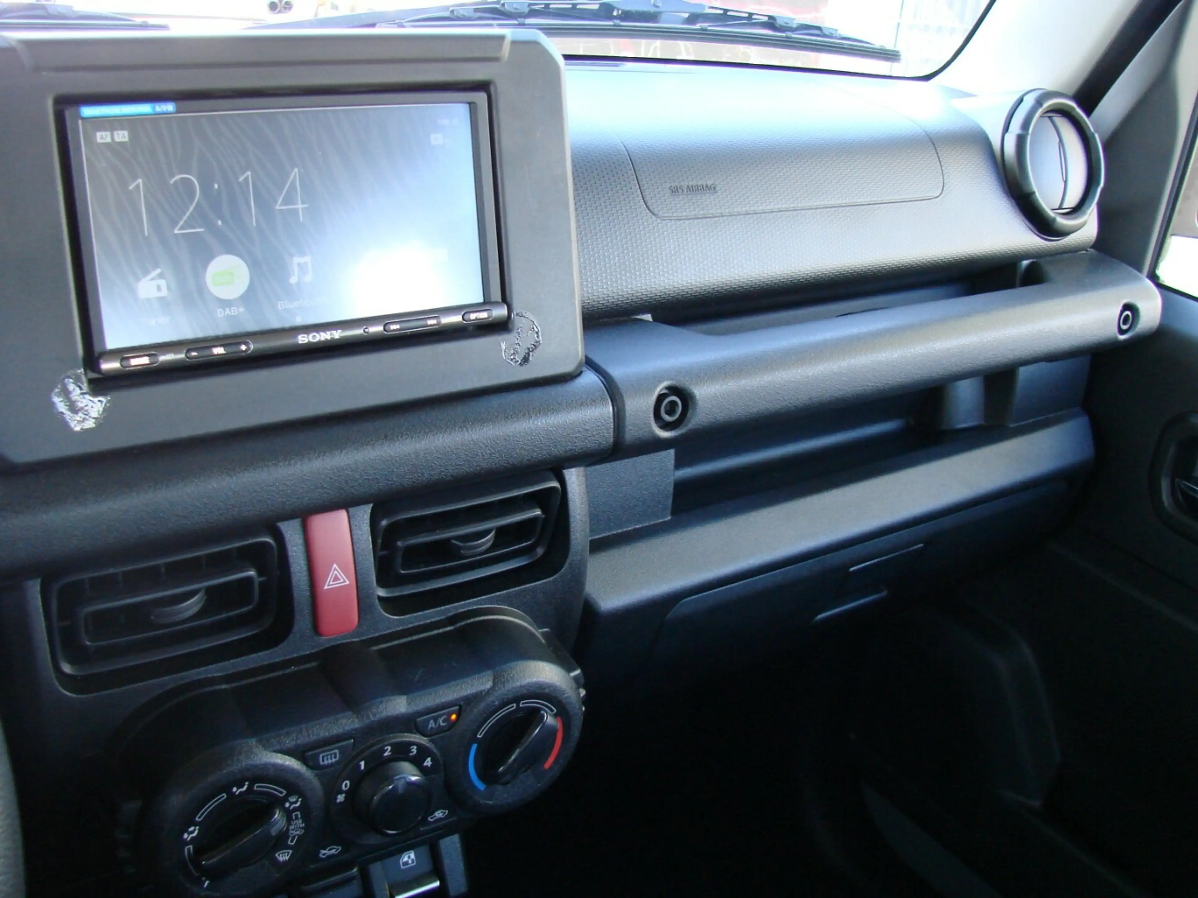 Suzuki Jimny 1.5L Comfort AllGrip NFZ AHK Tempomat — photo 12