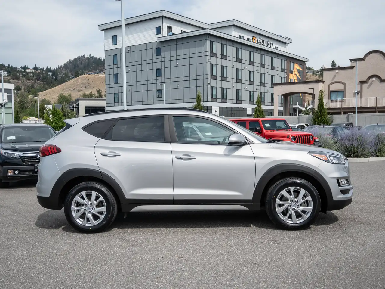 Hyundai TUCSON снимка Hyundai TUCSON