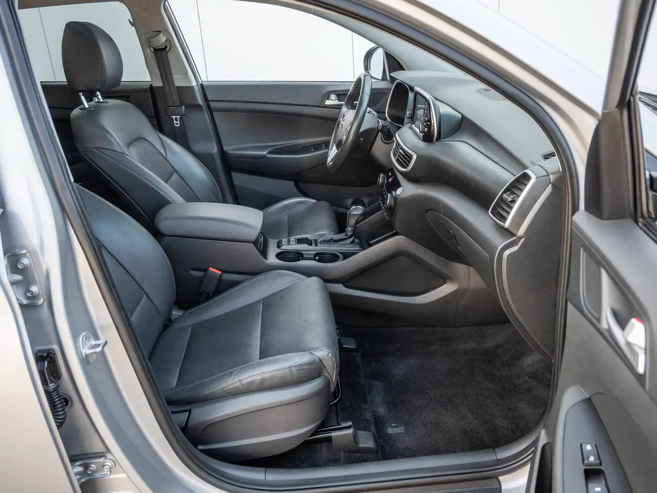 Hyundai TUCSON снимка Hyundai TUCSON