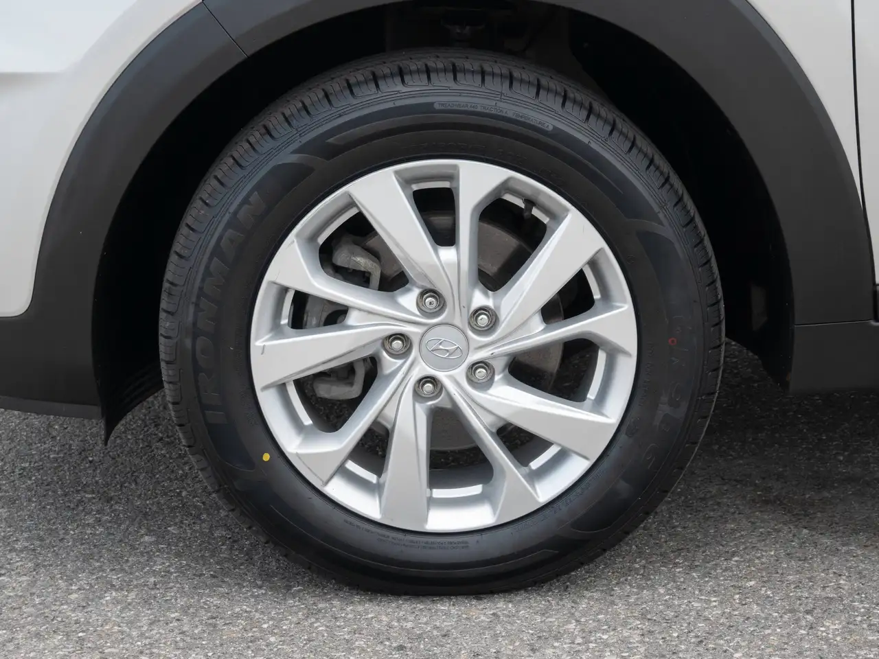 Hyundai TUCSON снимка Hyundai TUCSON