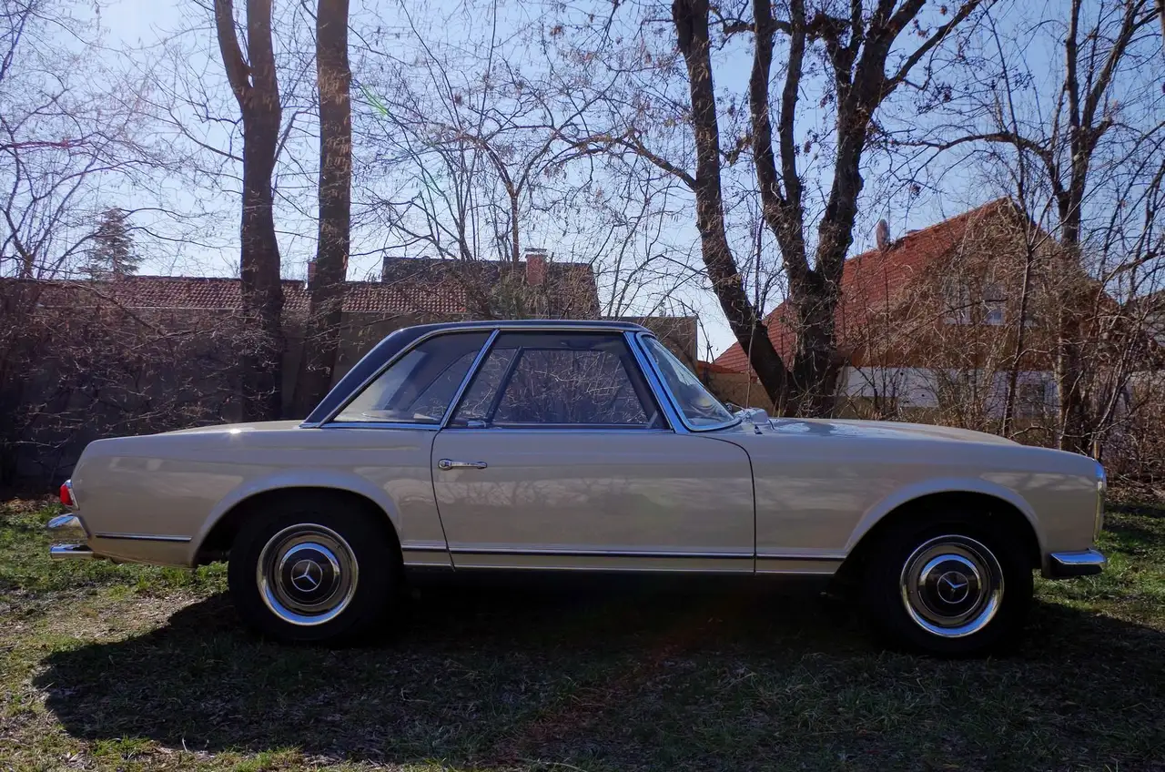 Mercedes-Benz 230 SL, foto 10