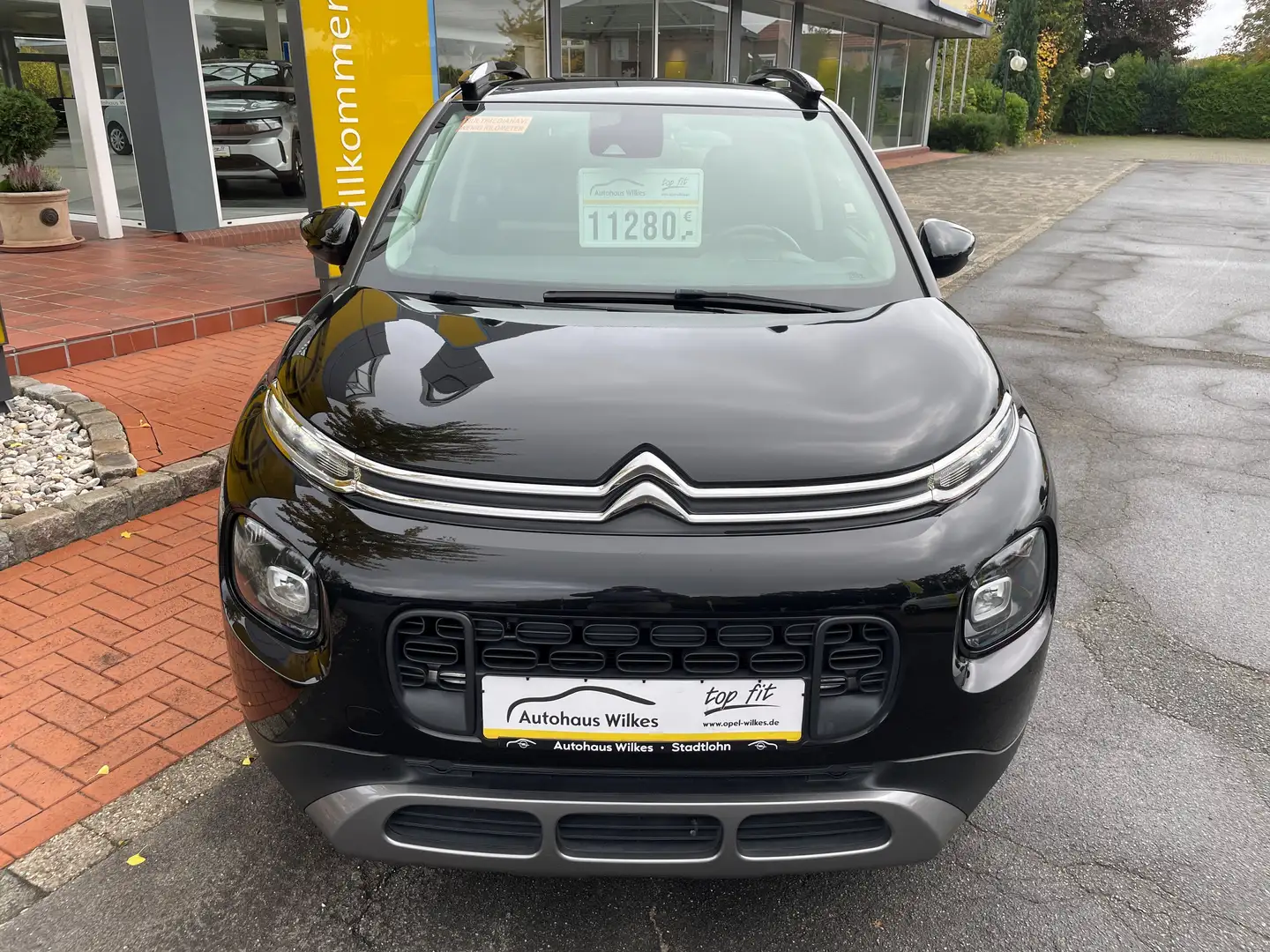 Citroen C3 Aircross Shine *wenig Kilometer; Navigation* Noir - 2