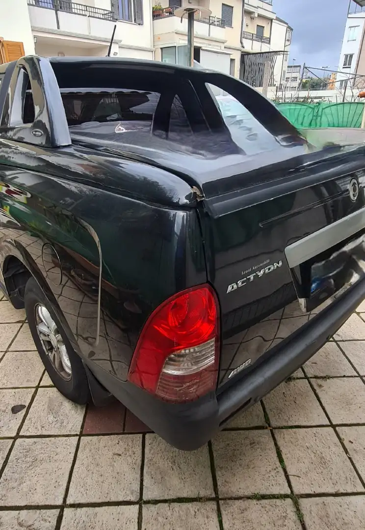 SsangYong Actyon Sports 2.0 xdi Style 4wd Fekete - 2