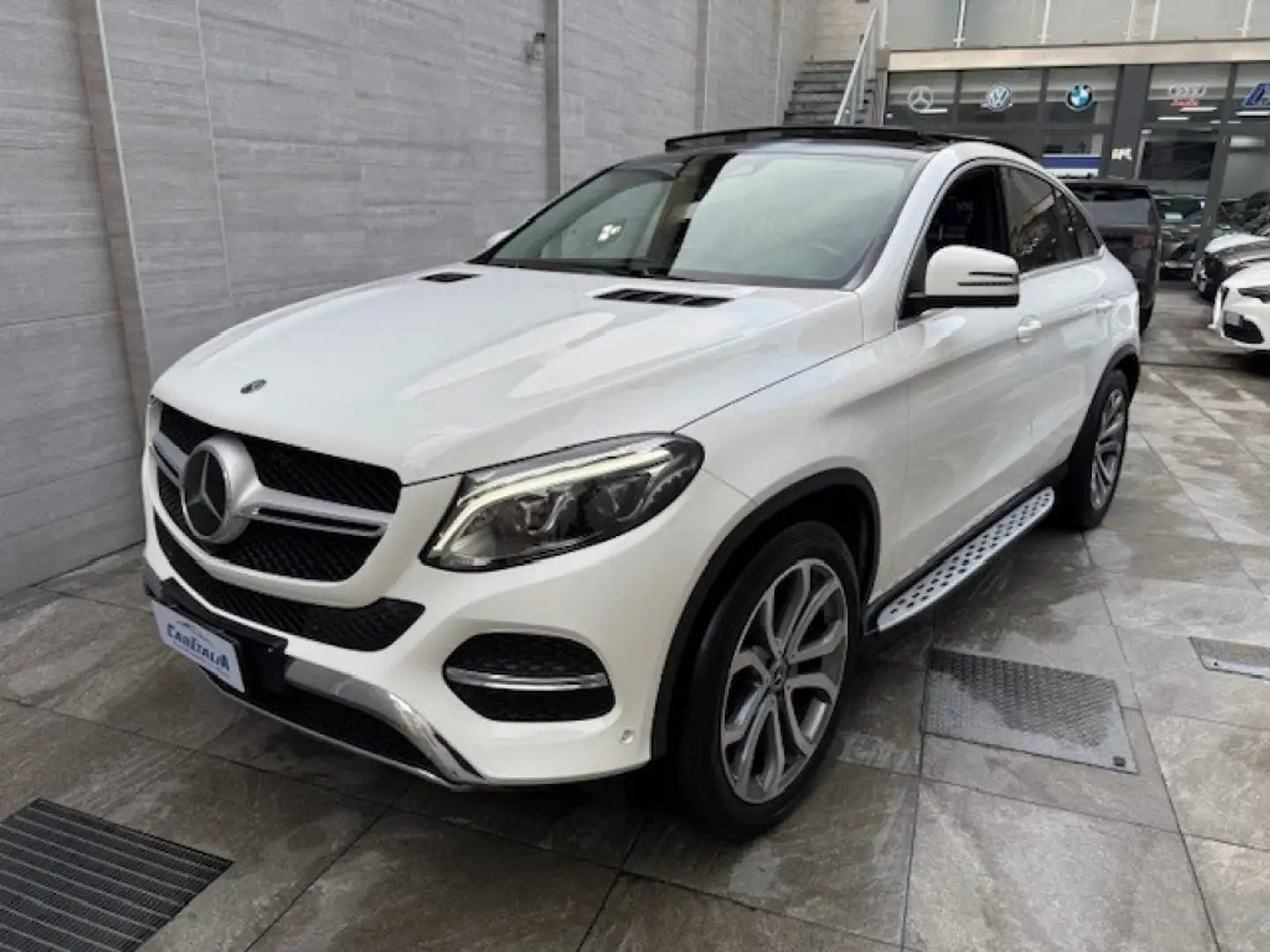 Mercedes-Benz GLE 400 4Matic Coupé Premium Plus TETTO PANORAMICO Bílá - 1
