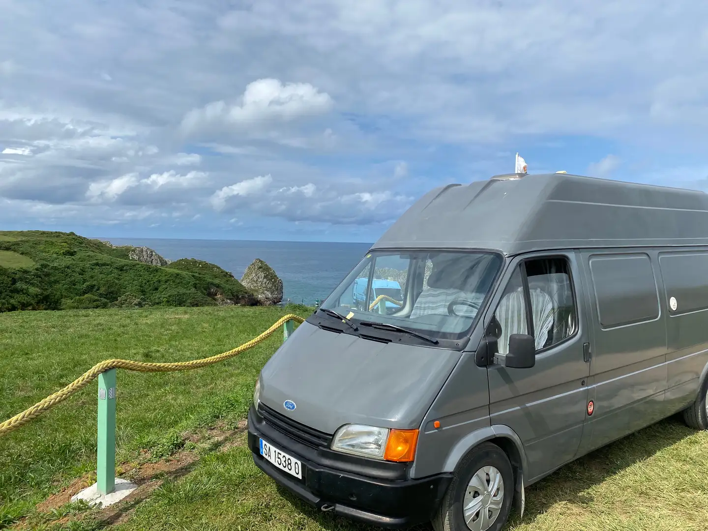 Ford Transit FT 80 Furgón 2500kg Gris - 1