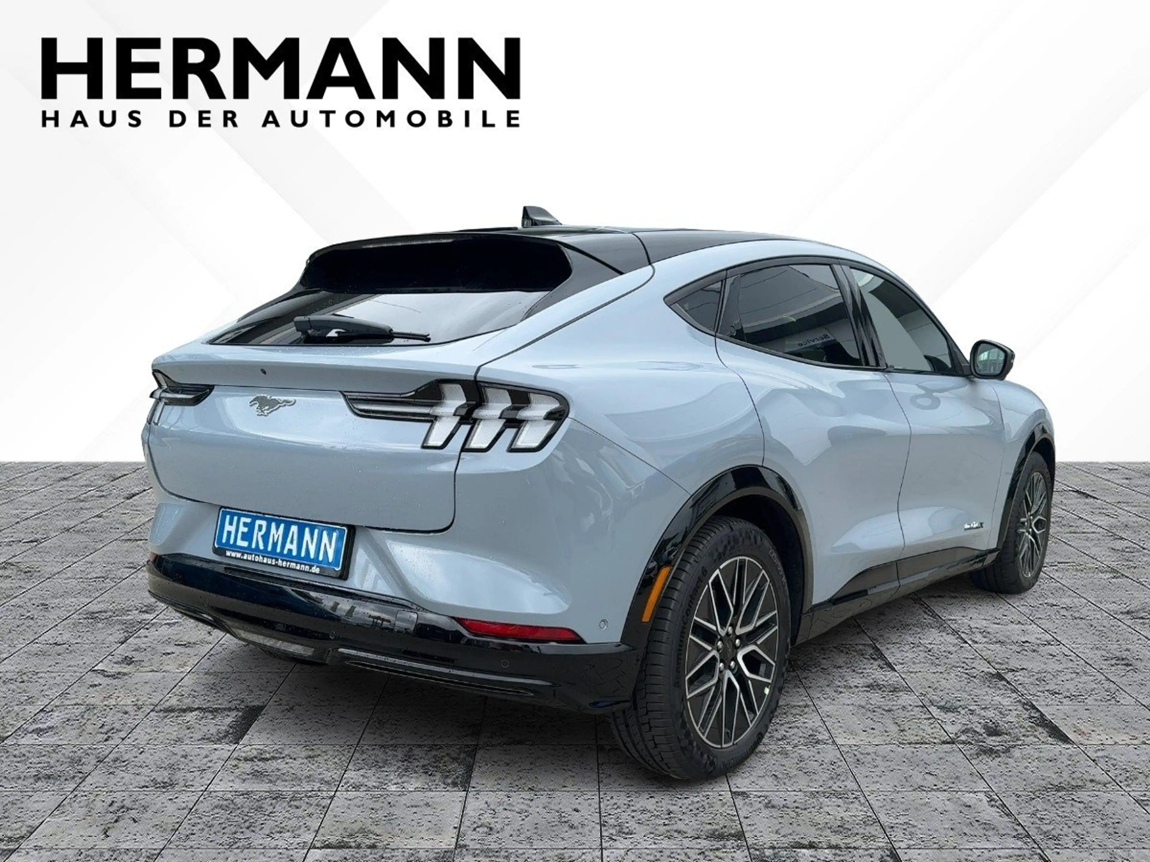 Ford Mustang Mach-E (Extended Range 99kWh) Premium LM — photo 5