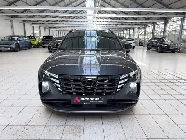 Hyundai Tucson view 2