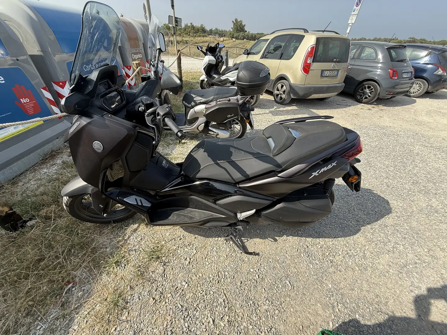 Yamaha X-Max 300 e tech max - 1