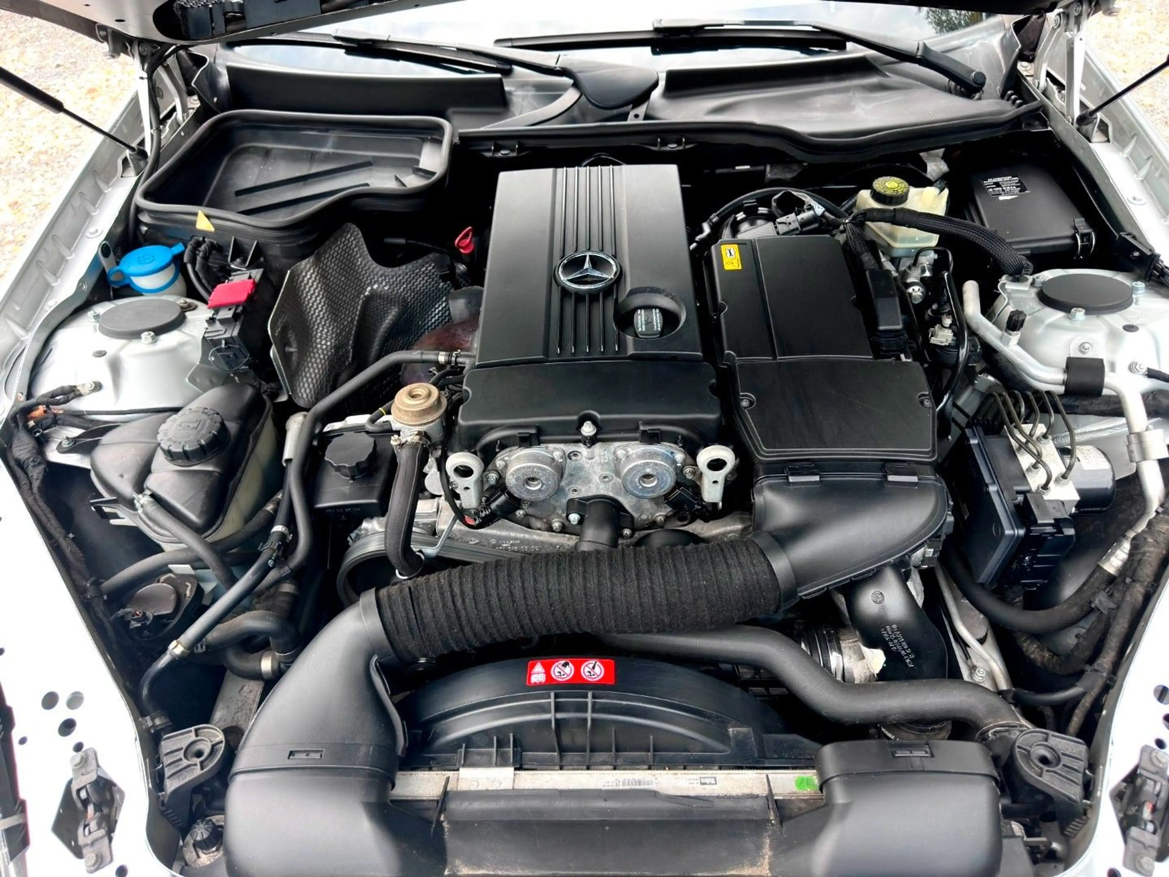 Mercedes-Benz SLK 200 + Cabrio + Automatik + Leder + PDC — photo 15