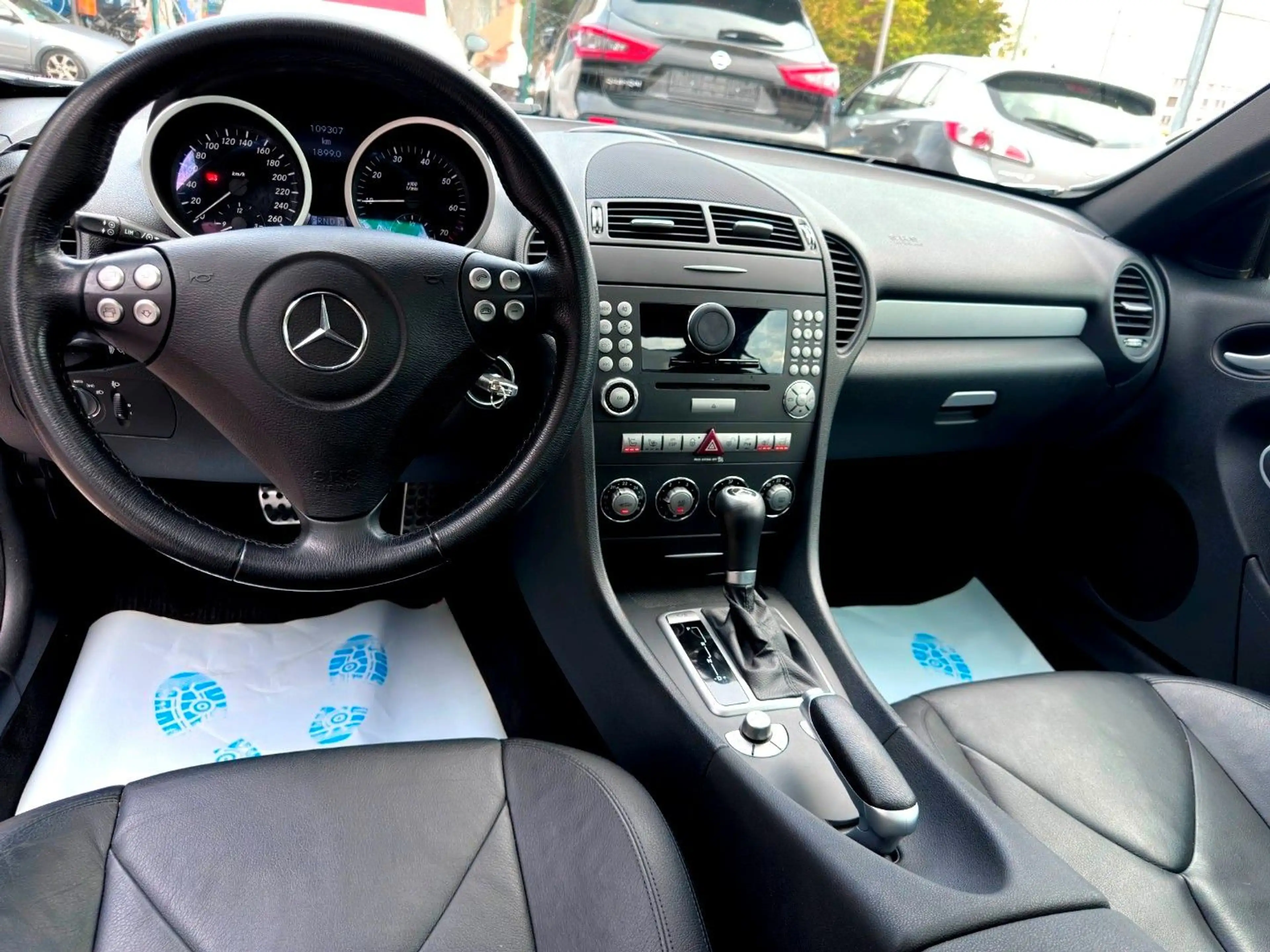 Mercedes-Benz SLK 200 + Cabrio + Automatik + Leder + PDC — photo 8