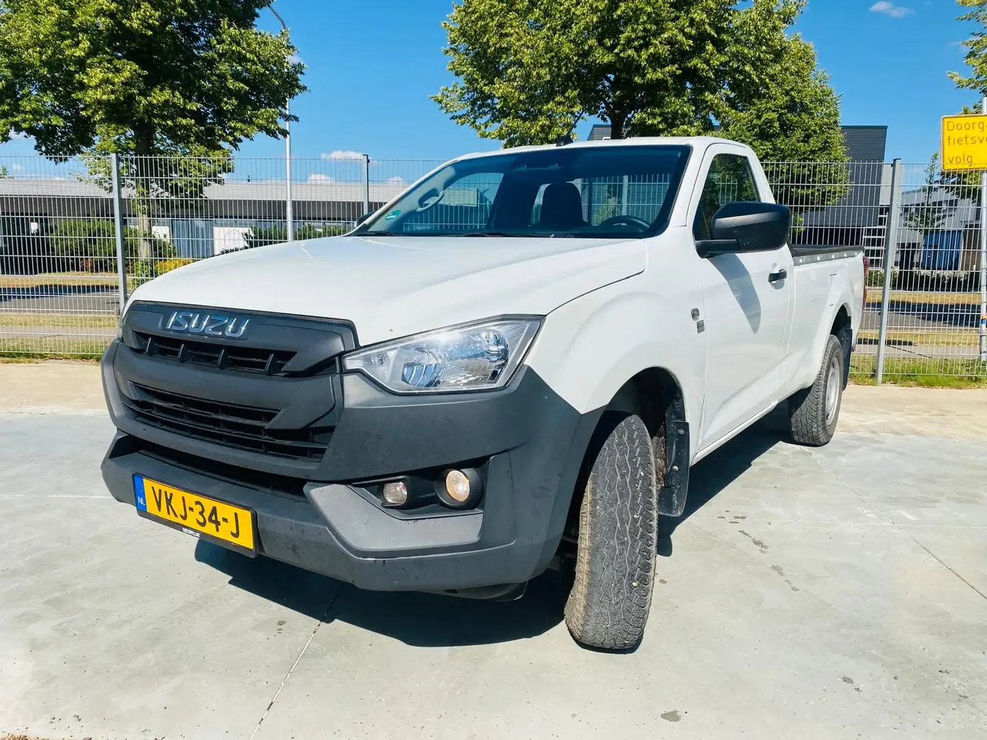 Isuzu D-Max Single Cab 4WD L - 1