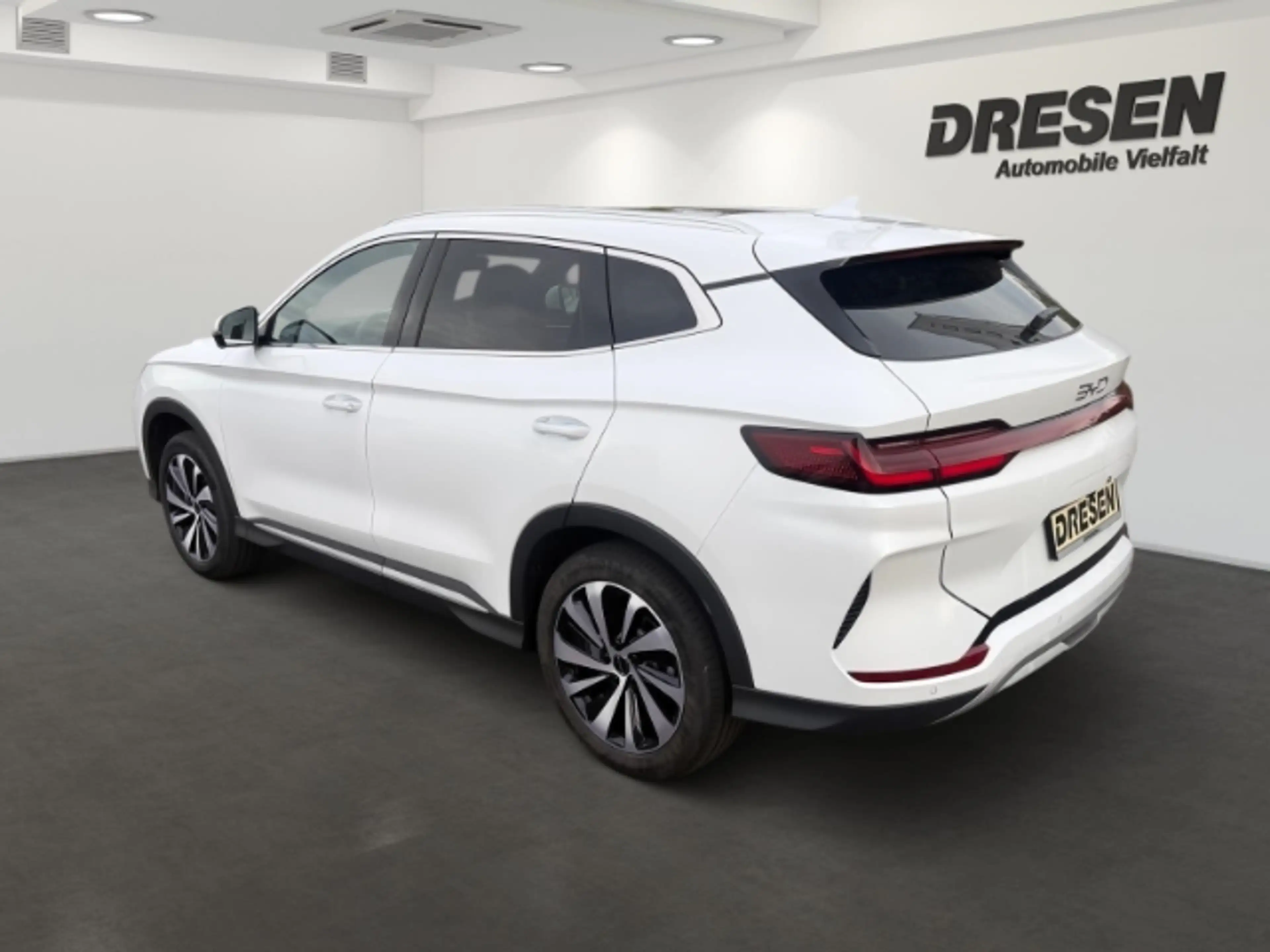 BYD Seal U Design+ 360 Grad Kamera+ HEAD-UP-Display+ Klimasit — photo 4