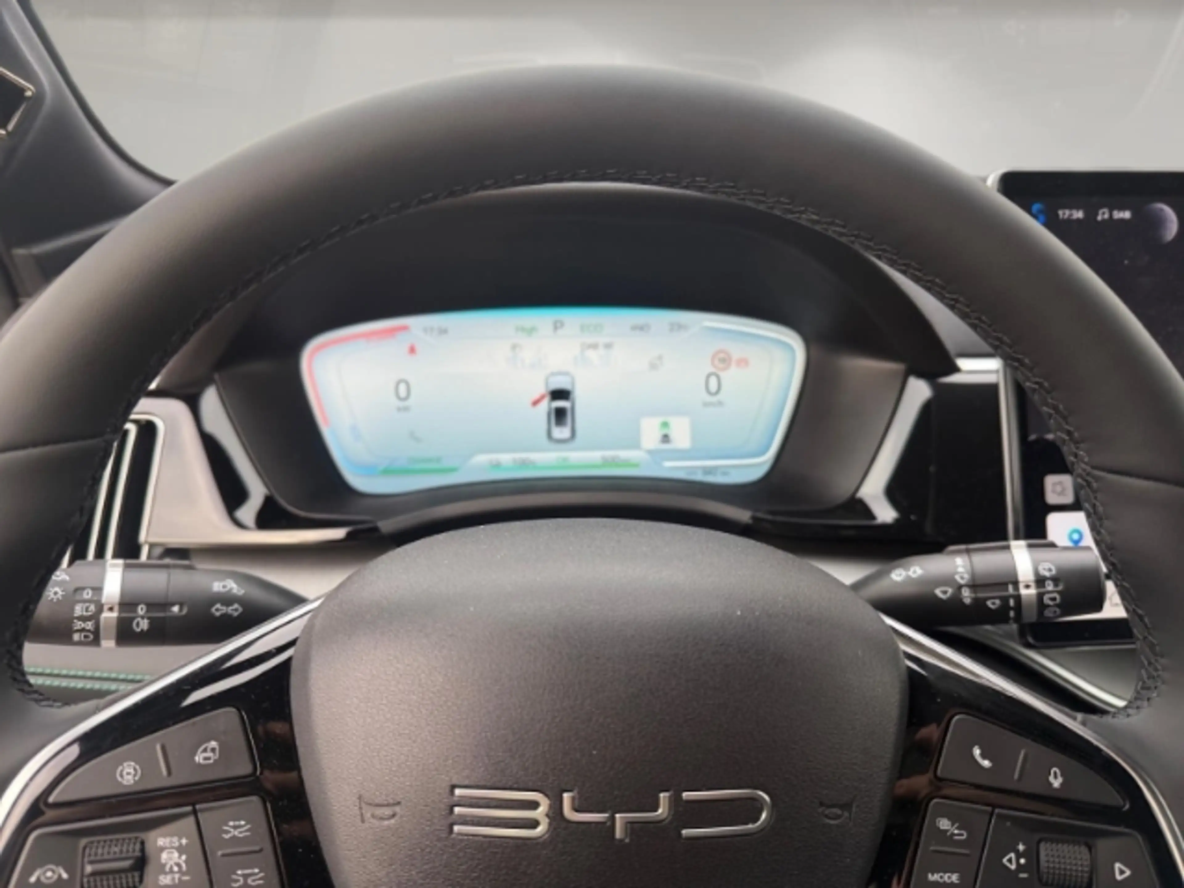 BYD Seal U Design+ 360 Grad Kamera+ HEAD-UP-Display+ Klimasit — photo 8