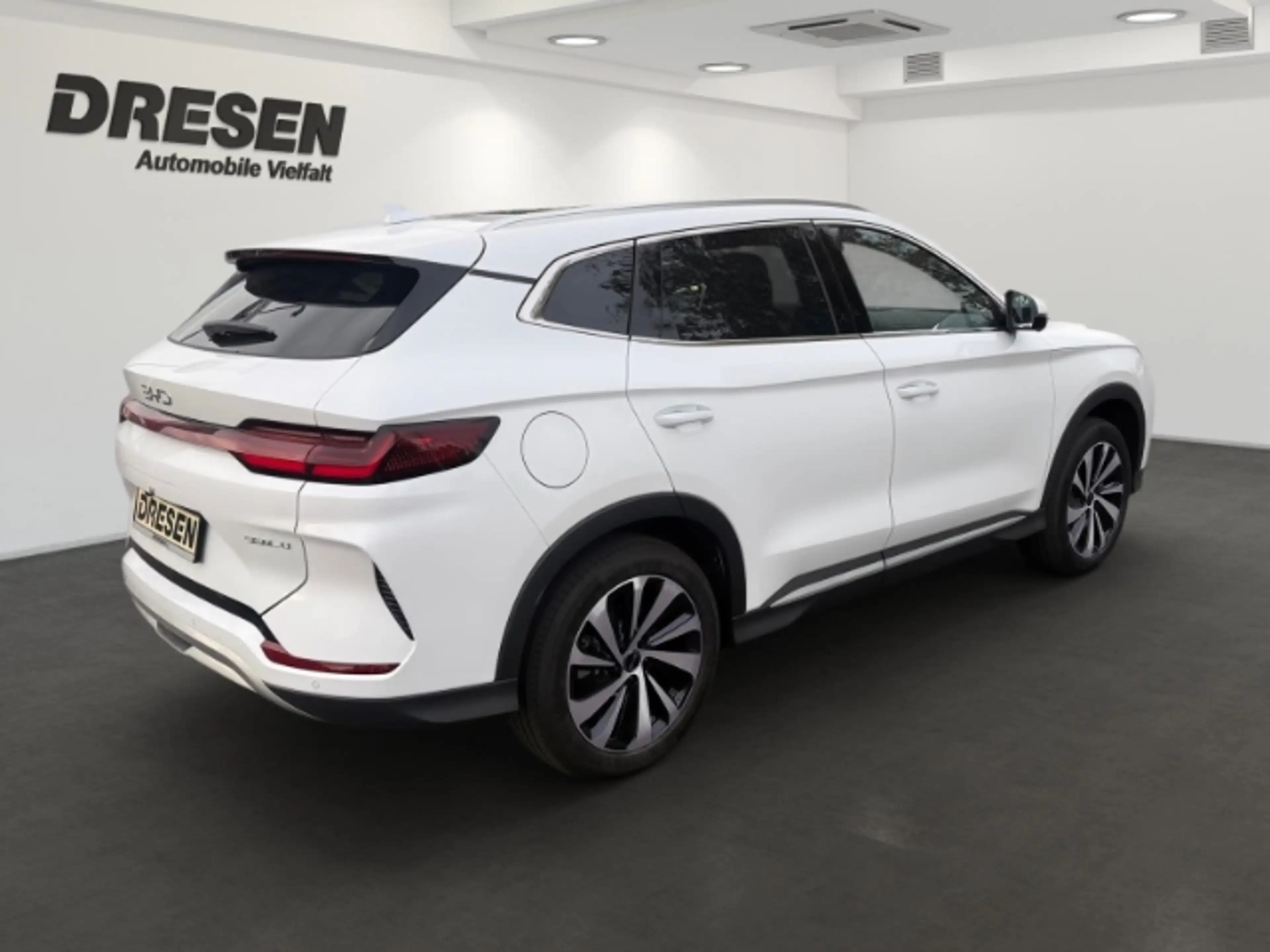 BYD Seal U Design+ 360 Grad Kamera+ HEAD-UP-Display+ Klimasit — photo 3