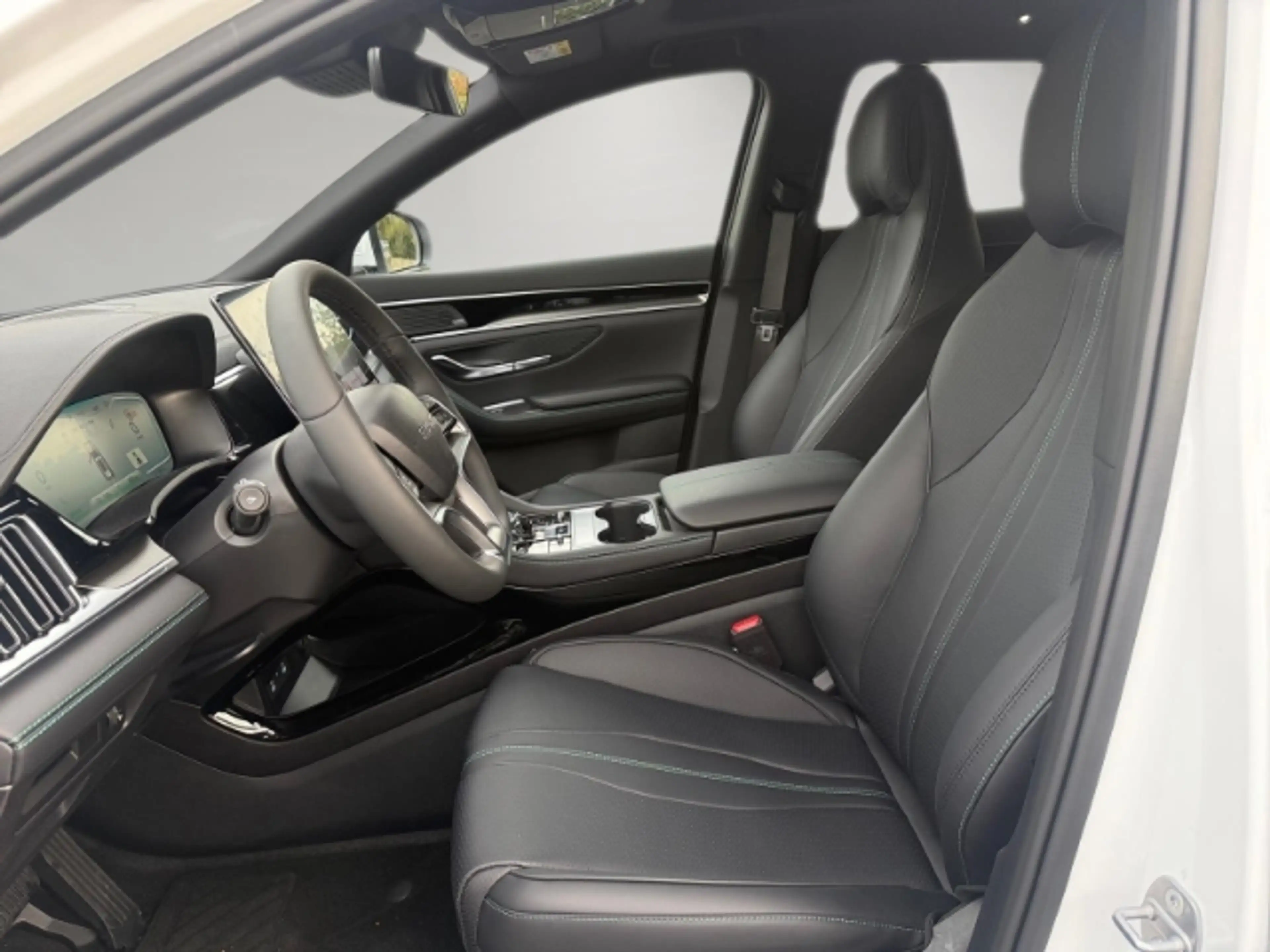 BYD Seal U Design+ 360 Grad Kamera+ HEAD-UP-Display+ Klimasit — photo 7