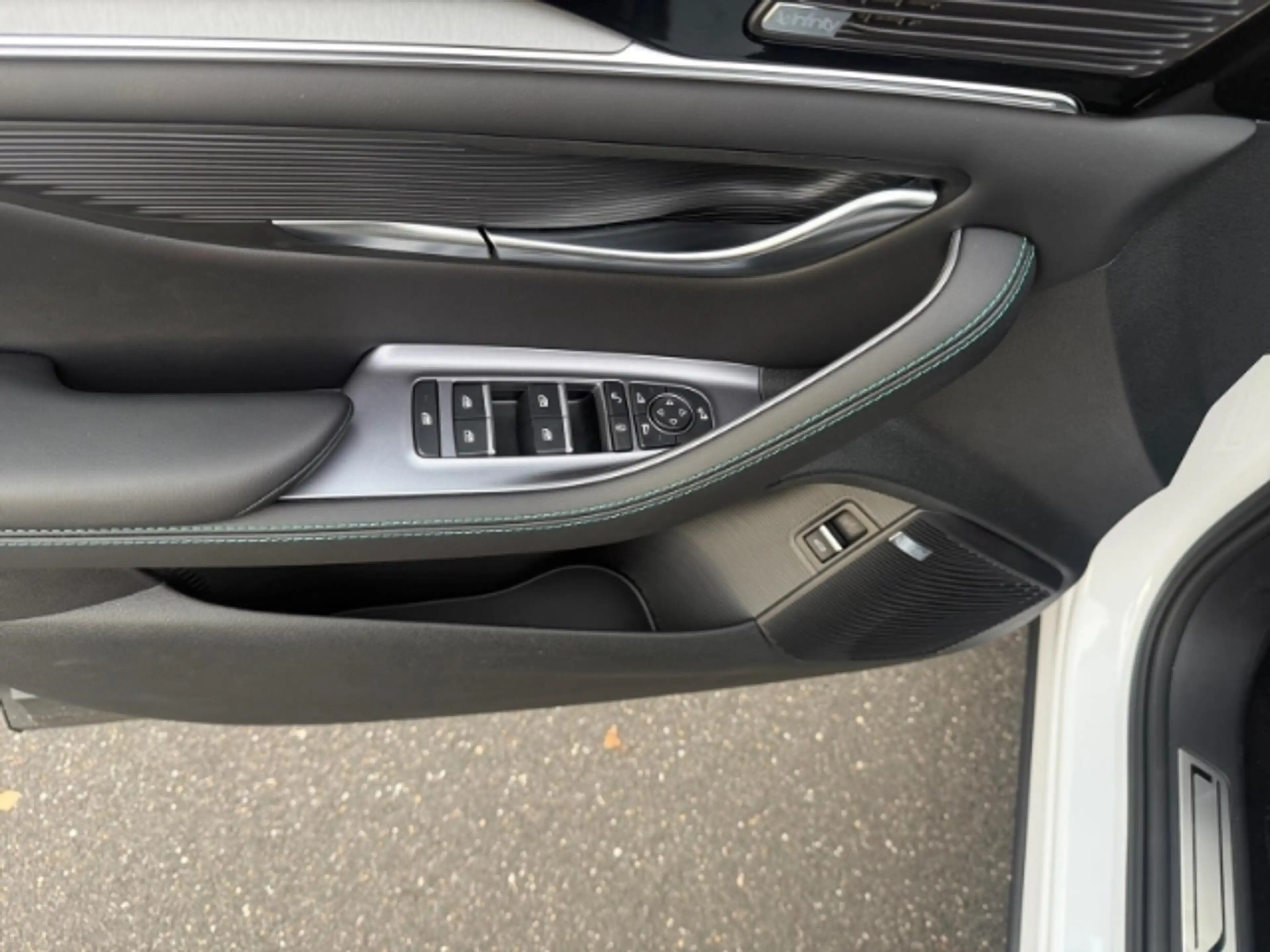 BYD Seal U Design+ 360 Grad Kamera+ HEAD-UP-Display+ Klimasit — photo 15