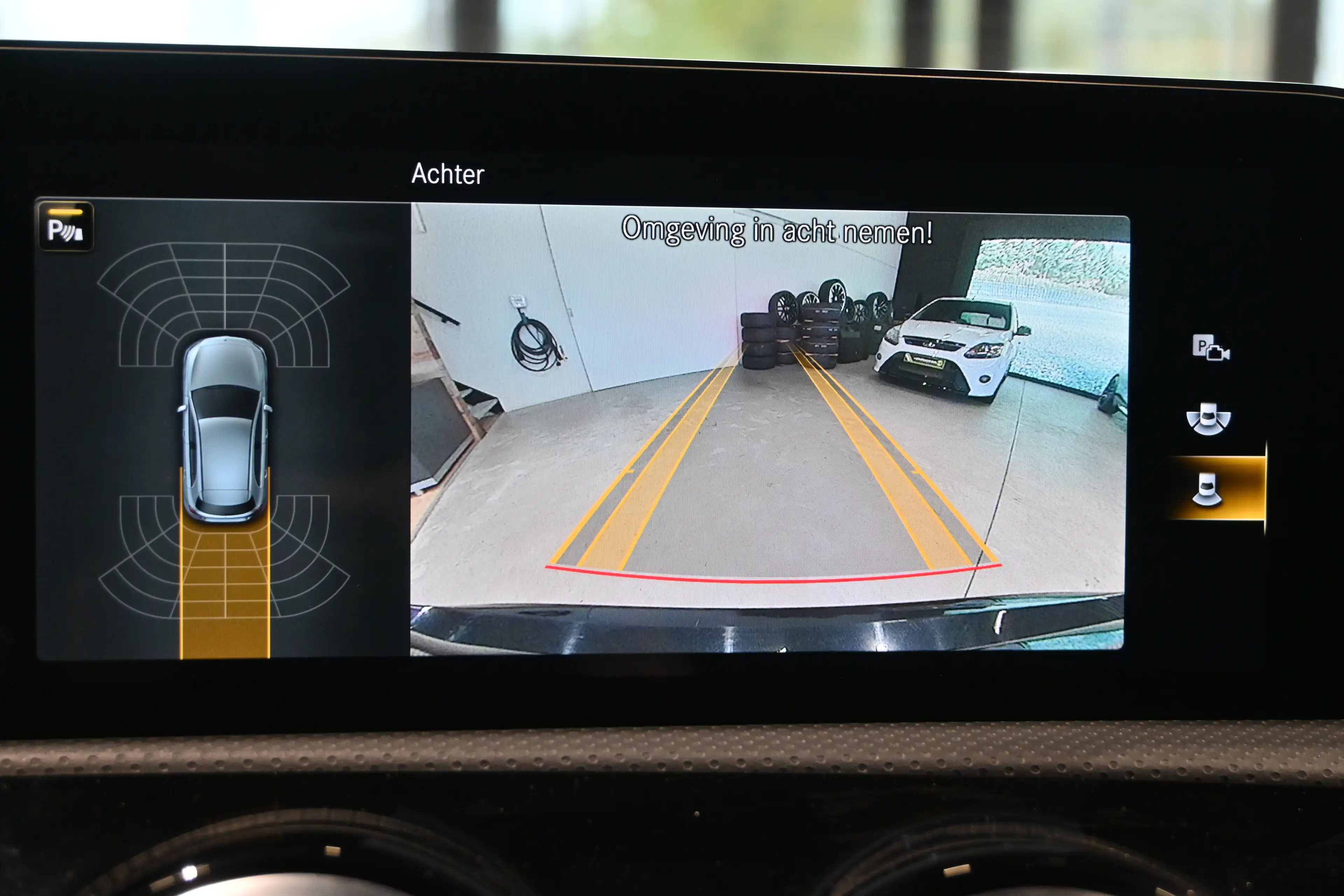 Mercedes-Benz A 35 AMG 4Matic **LED/LEDER/ALCANTARA/CC/DAB/NAV/CAM** — photo 33