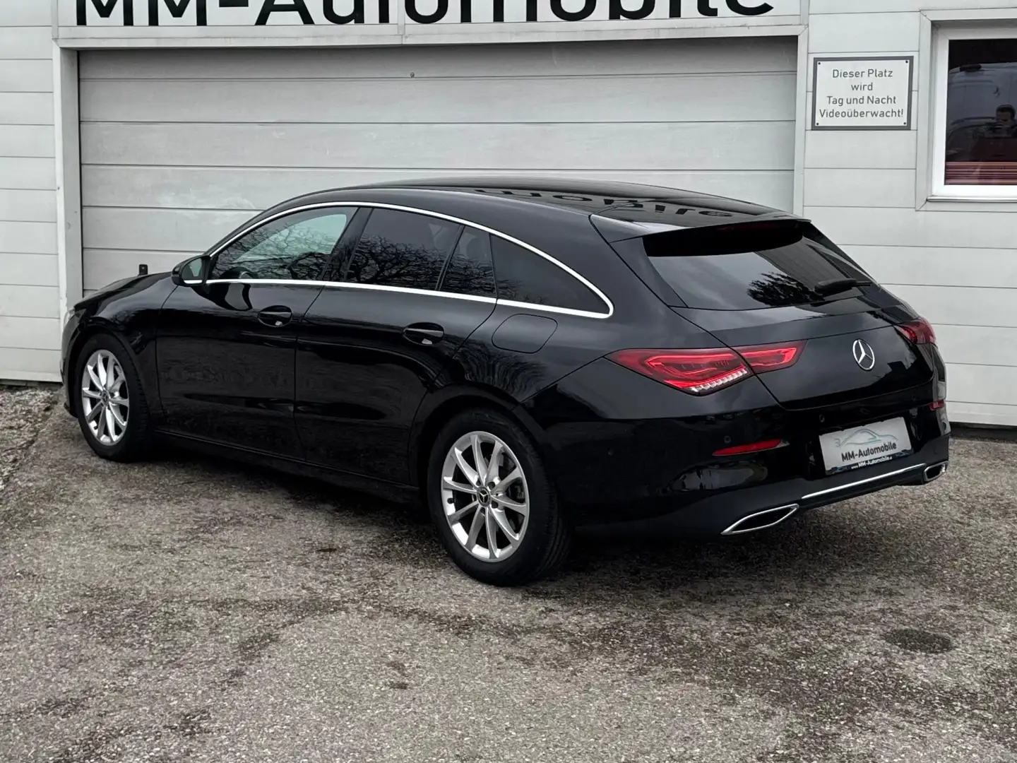 Mercedes-Benz CLA 200 CLA 200 d*WIDESCREEN*RFK*NAVI*SHZ*uvm Schwarz - 2