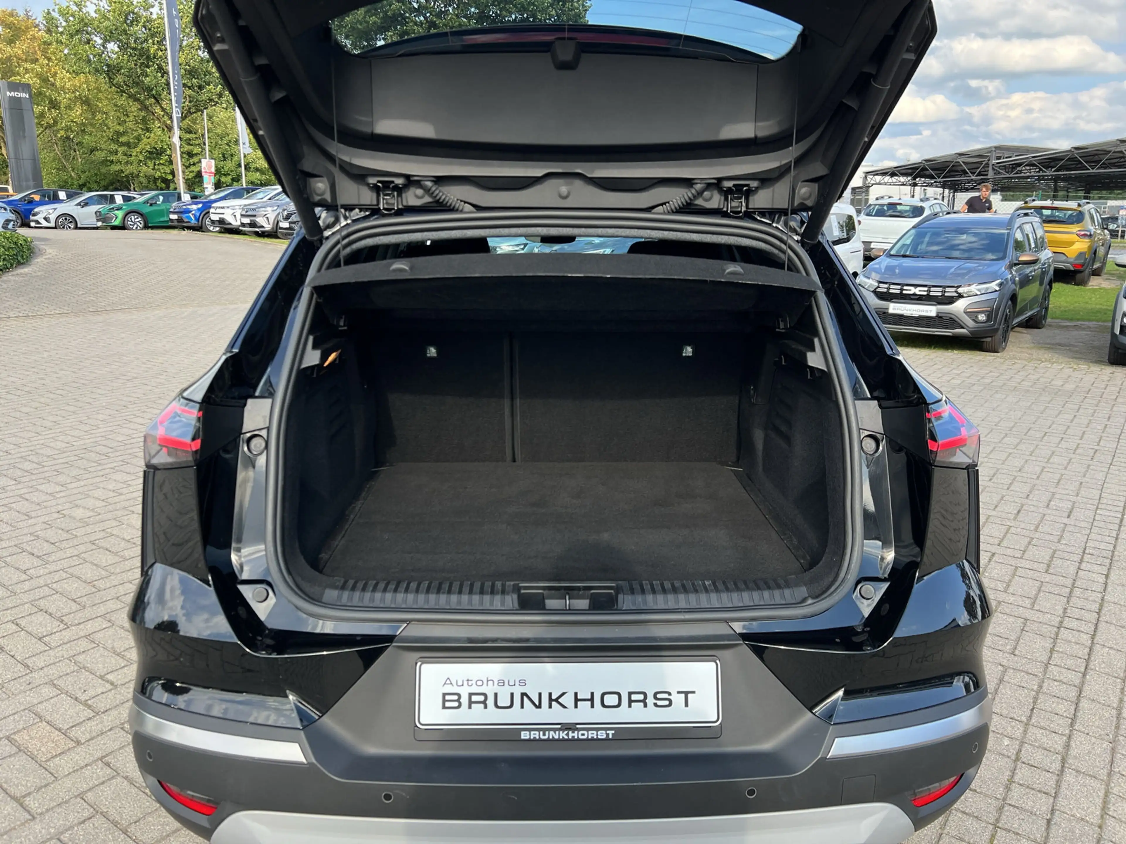 Renault Symbioz E-Tech 145 Full Hybrid Iconic SHZ+GJR+Google — photo 15