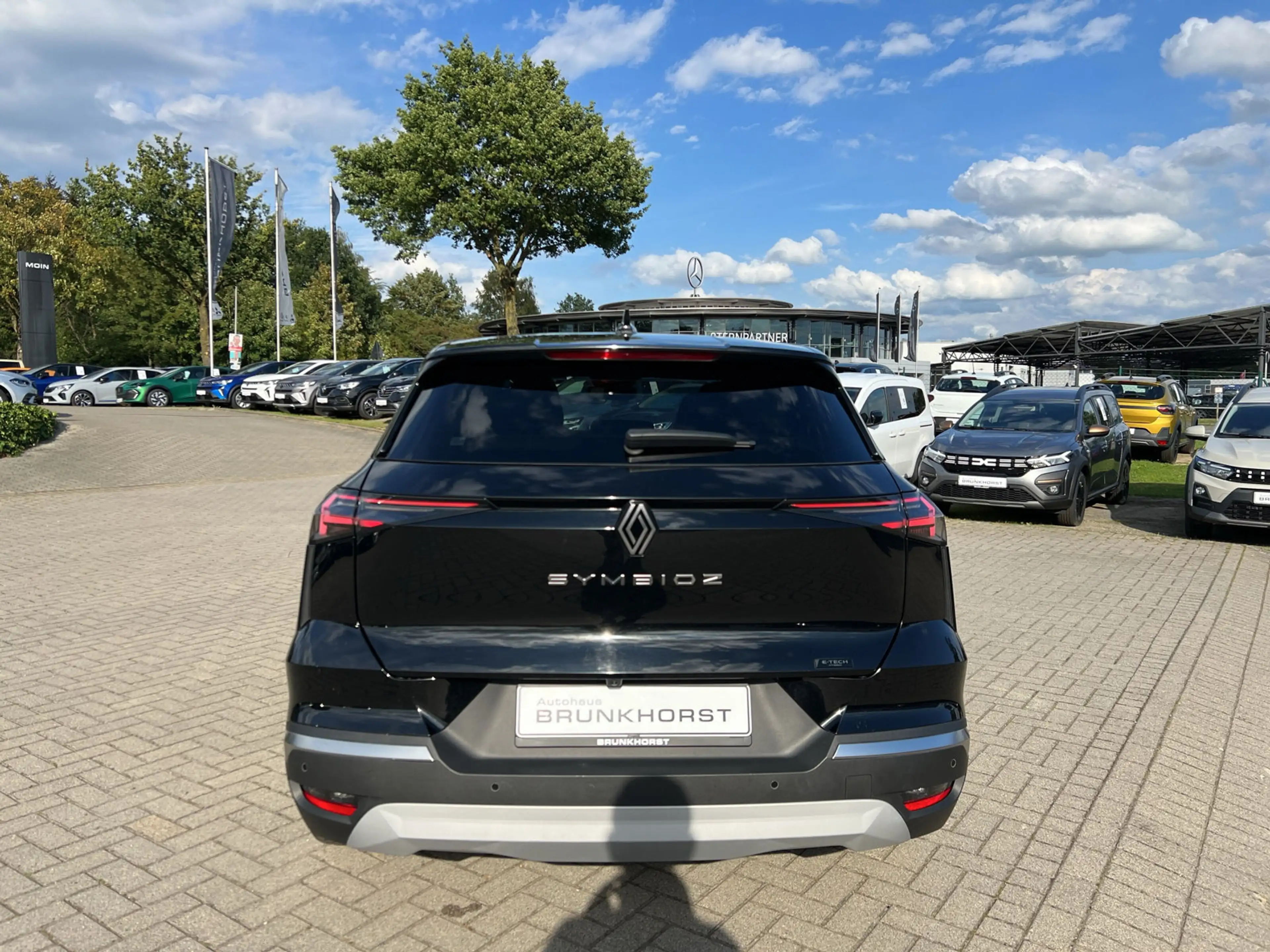 Renault Symbioz E-Tech 145 Full Hybrid Iconic SHZ+GJR+Google — photo 2
