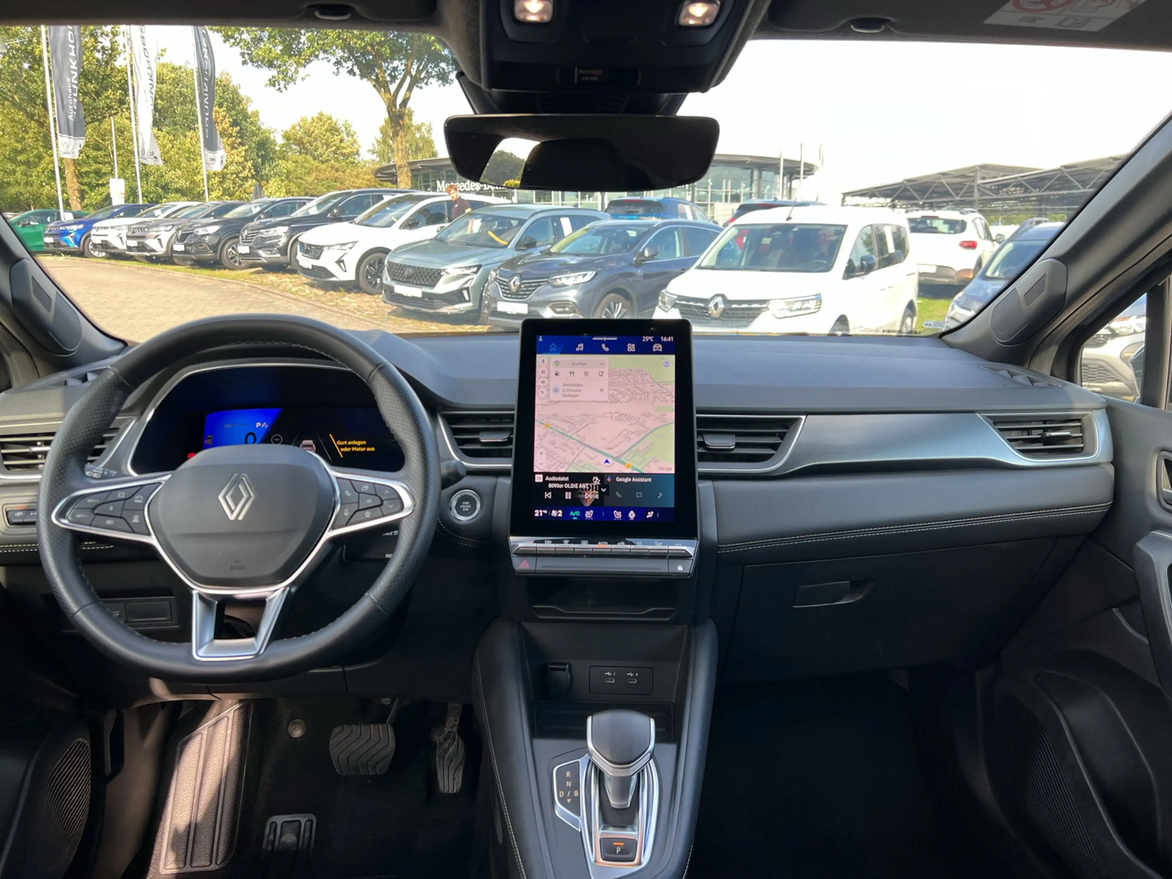 Renault Symbioz E-Tech 145 Full Hybrid Iconic SHZ+GJR+Google — photo 6