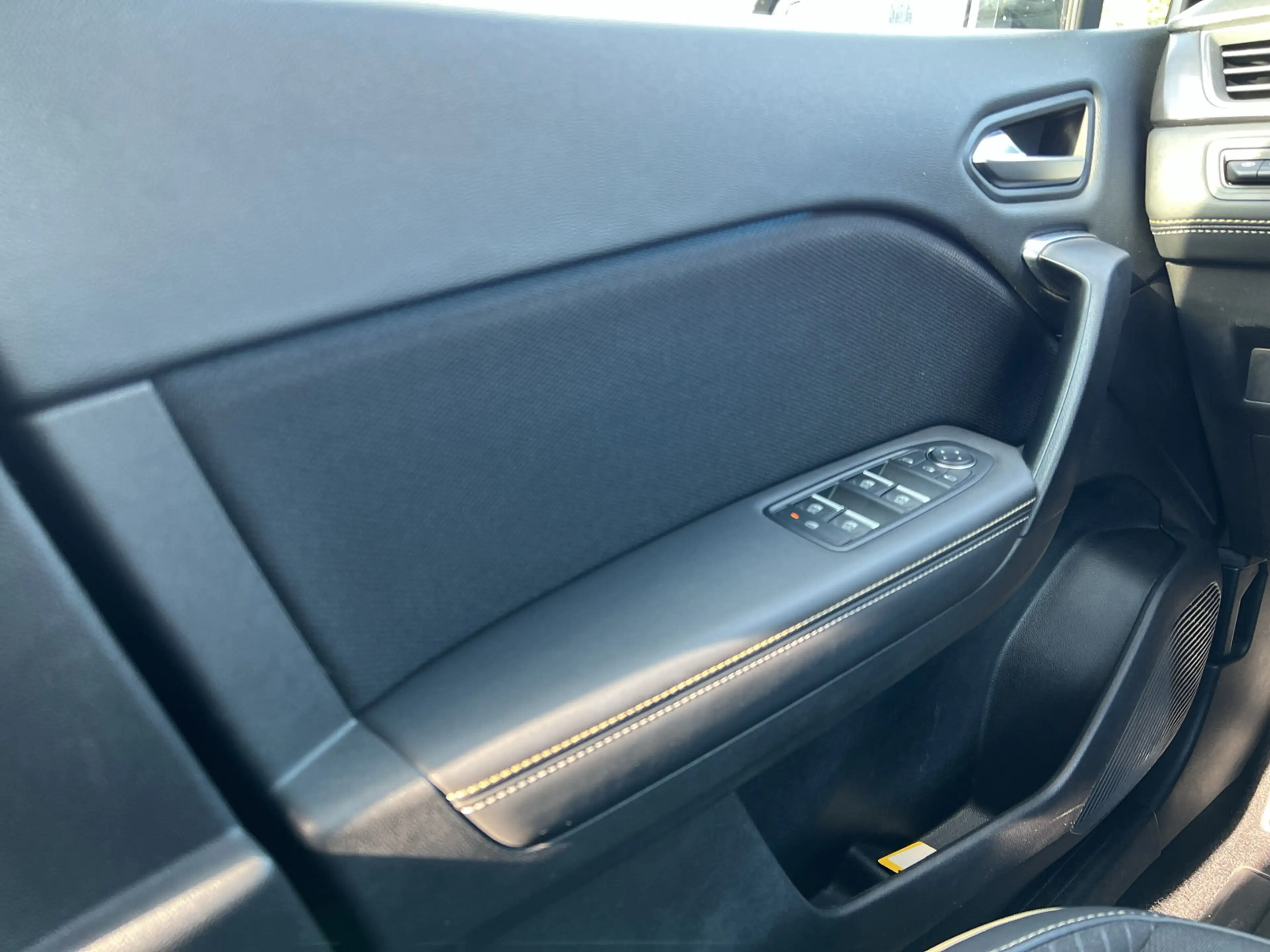 Renault Symbioz E-Tech 145 Full Hybrid Iconic SHZ+GJR+Google — photo 13
