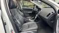 Volvo XC60 D5 Summum AWD Aut. 220 Weiß - thumbnail 19