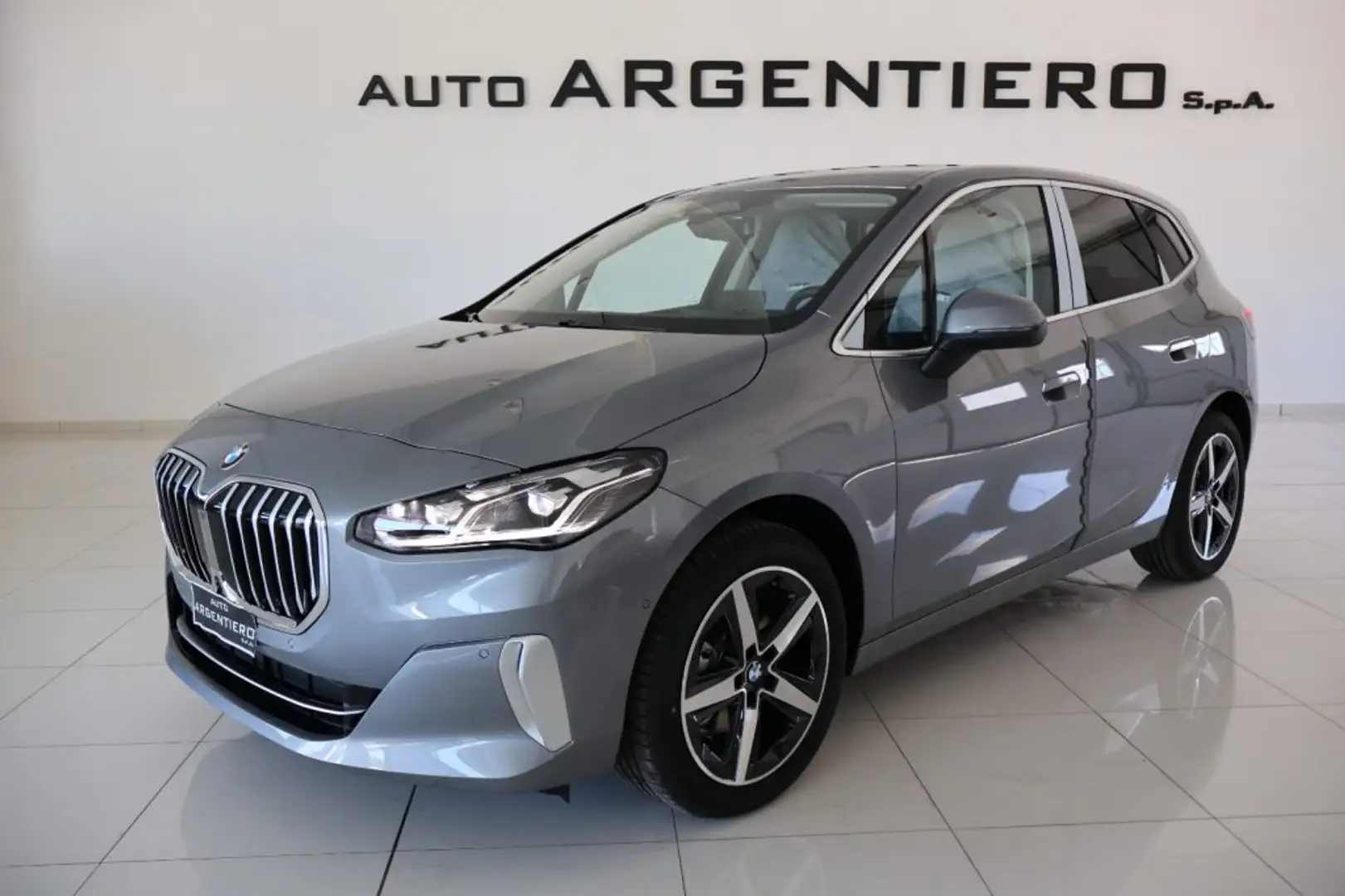 BMW 218 d Active Tourer Luxury nuova km 0!!!!! Grijs - 1