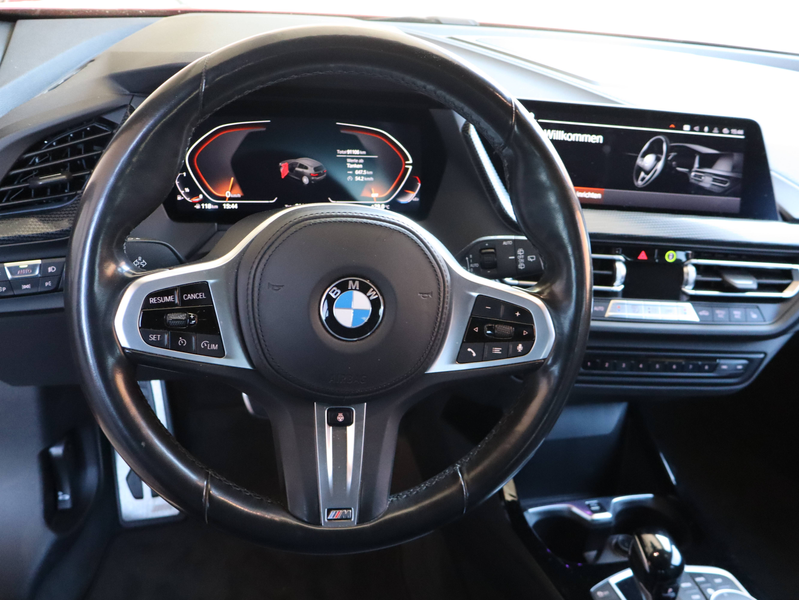 BMW 118 i Aut. M SPORT *50 JAHRE*COMFORT-PAKET*HIFI*18"LM-FELGEN* — photo 10