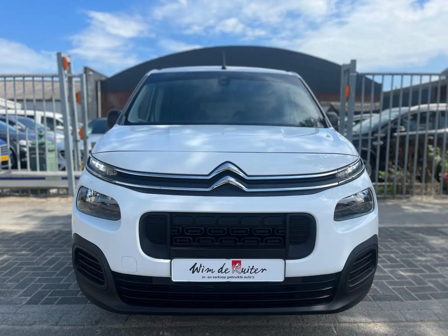 Citroen Berlingo XL 1.2 PureTech Live | 7 persoons | Apple CarPlay Wit - 2