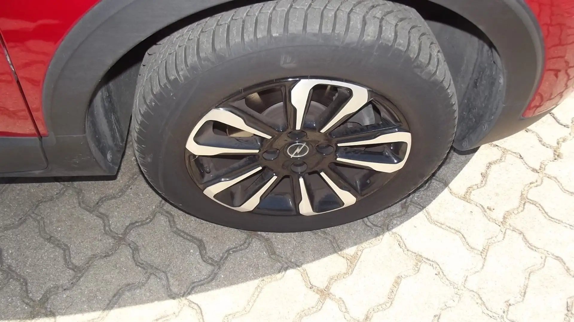 Opel Crossland Elegance Paket,Navi.Kamera h. Rot - 2