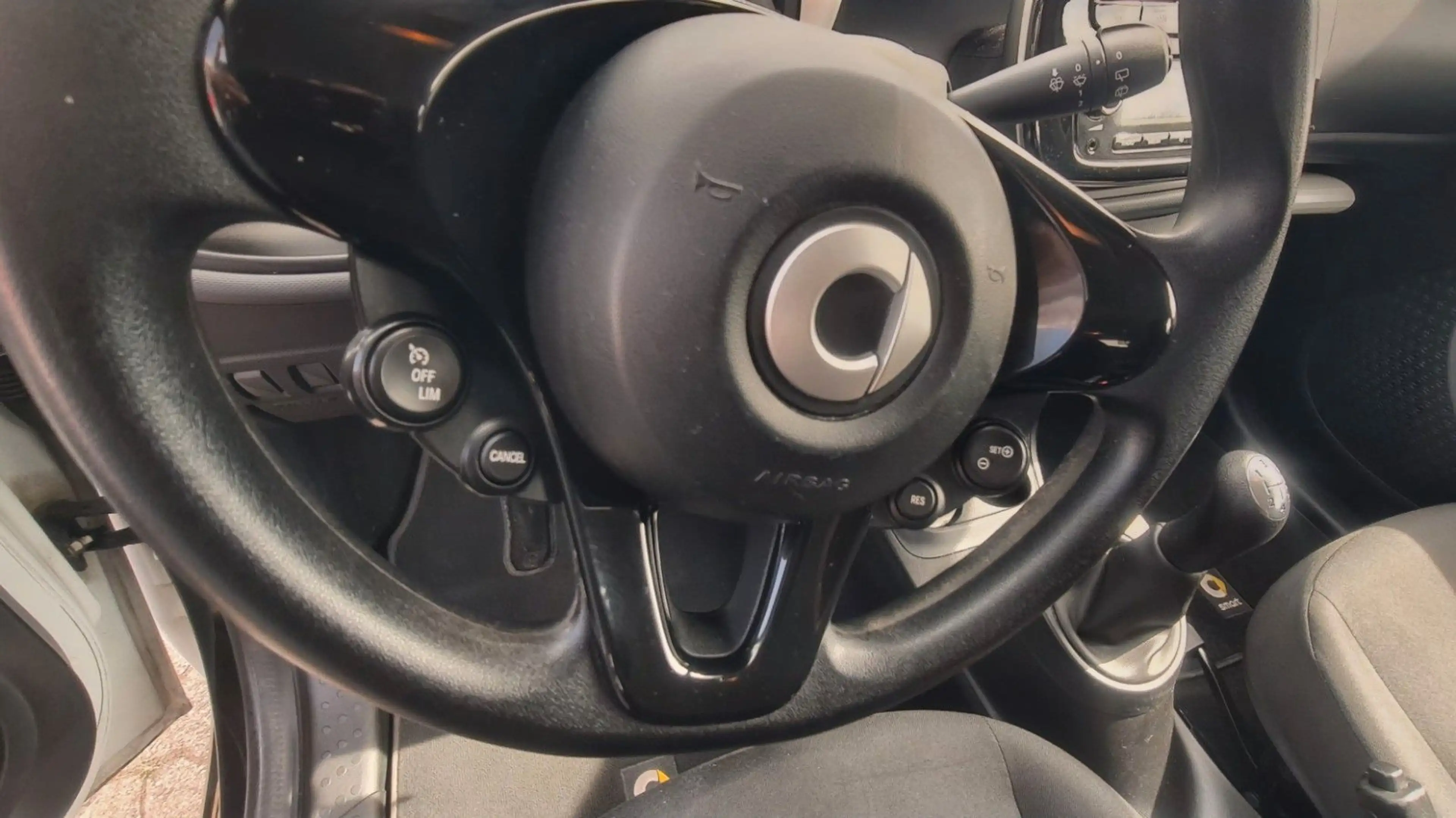 smart forFour forfour Basis 52 kW, Klima,Euro6,Tüv 5/2 — photo 14
