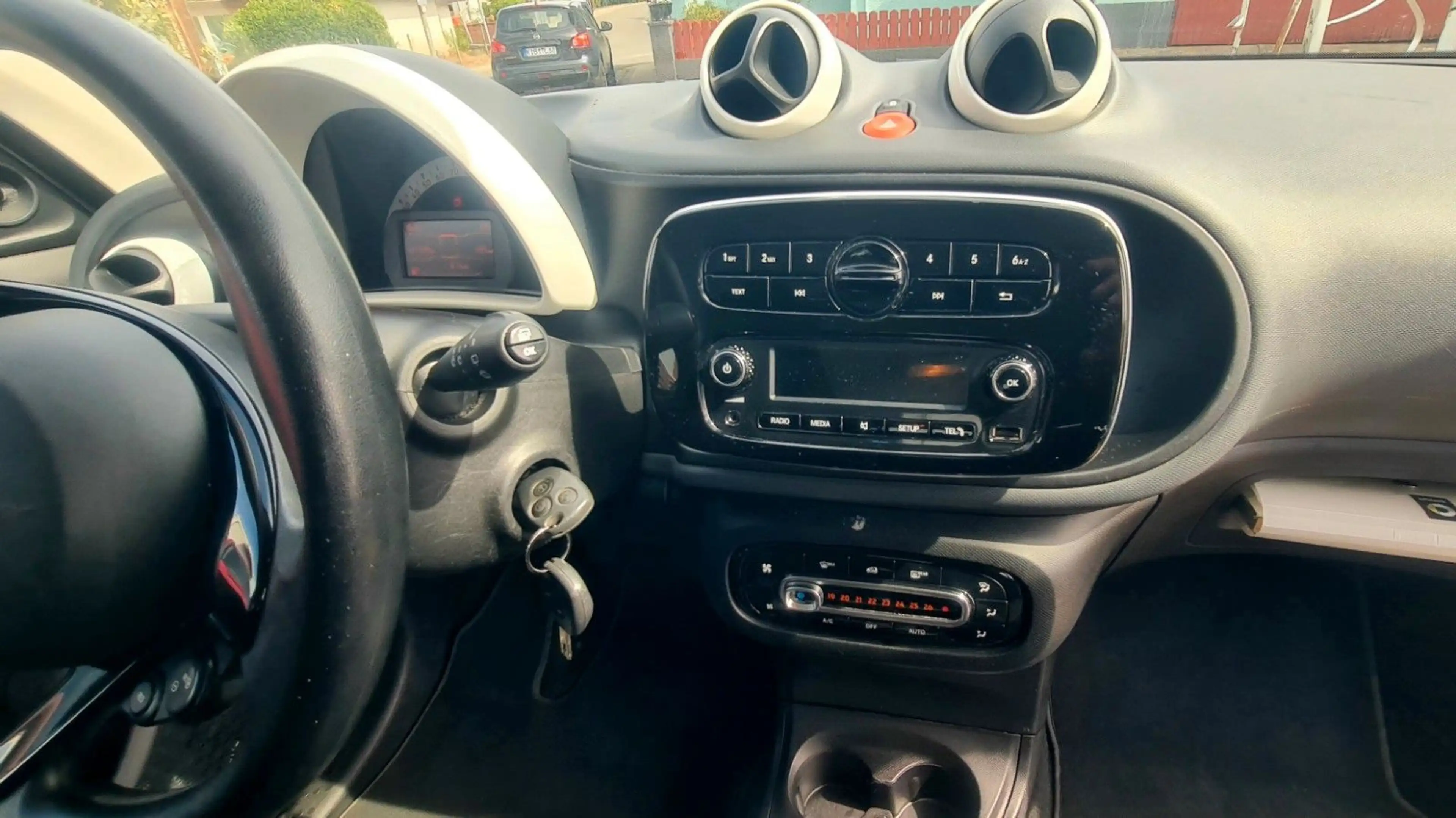 smart forFour forfour Basis 52 kW, Klima,Euro6,Tüv 5/2 — photo 15