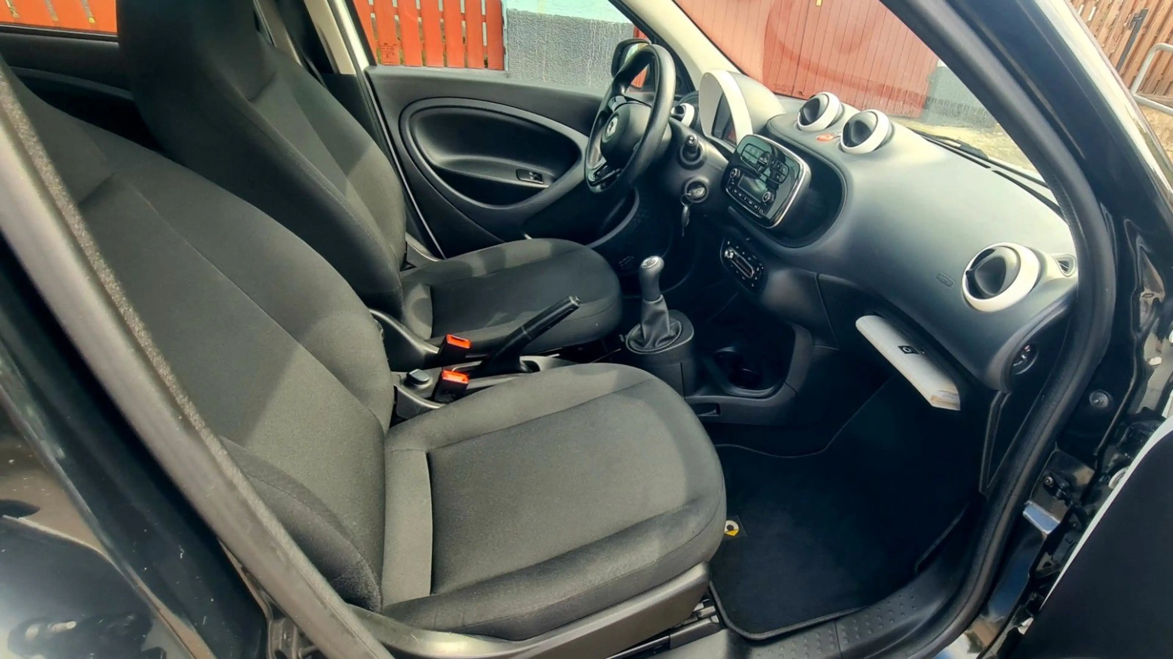 smart forFour forfour Basis 52 kW, Klima,Euro6,Tüv 5/2 — photo 9
