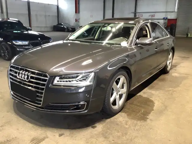 Audi A8 3.0 TDI quattro *TOP Ausstattung*