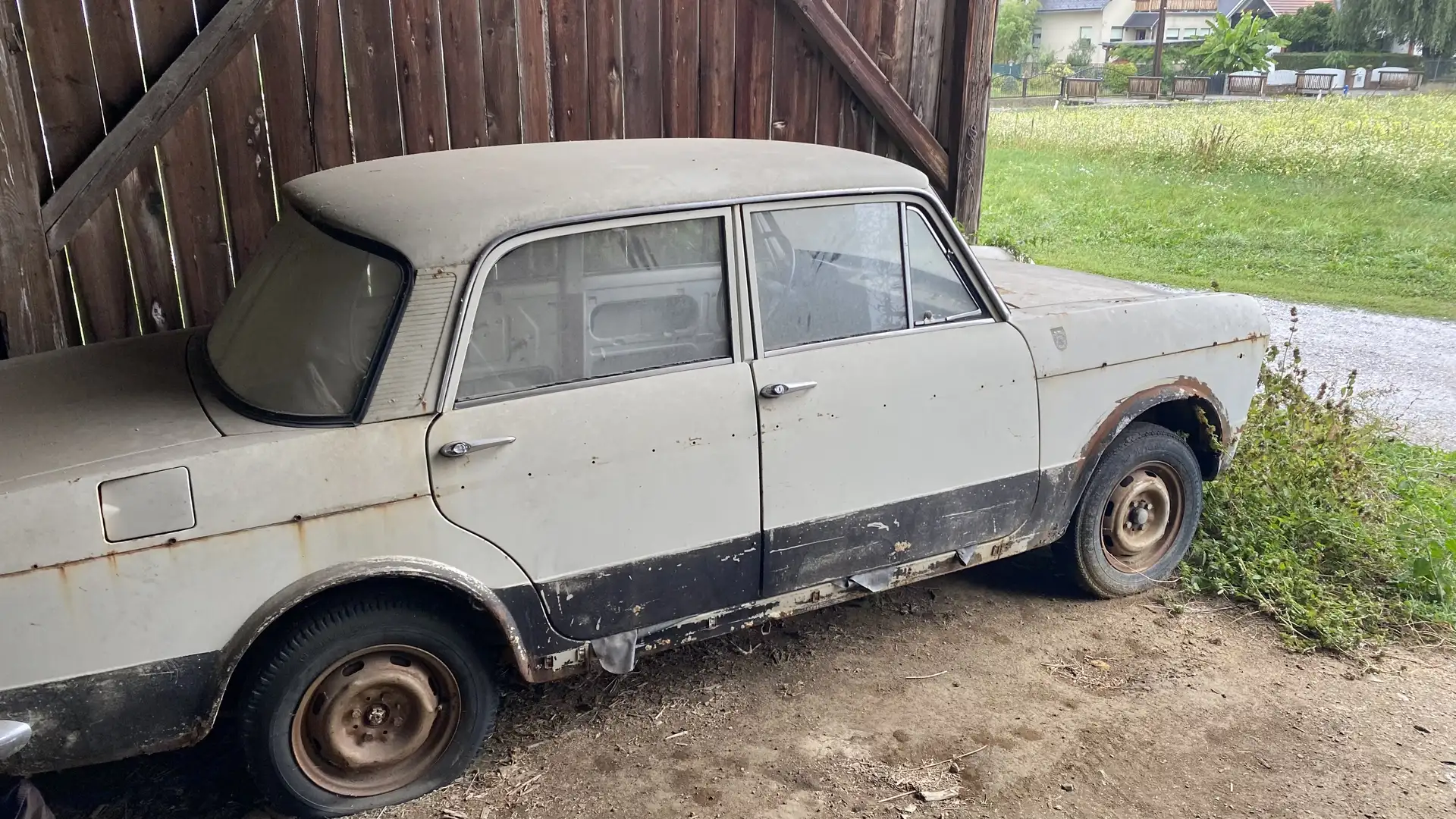 Fiat 1100 limosine Beige - 1