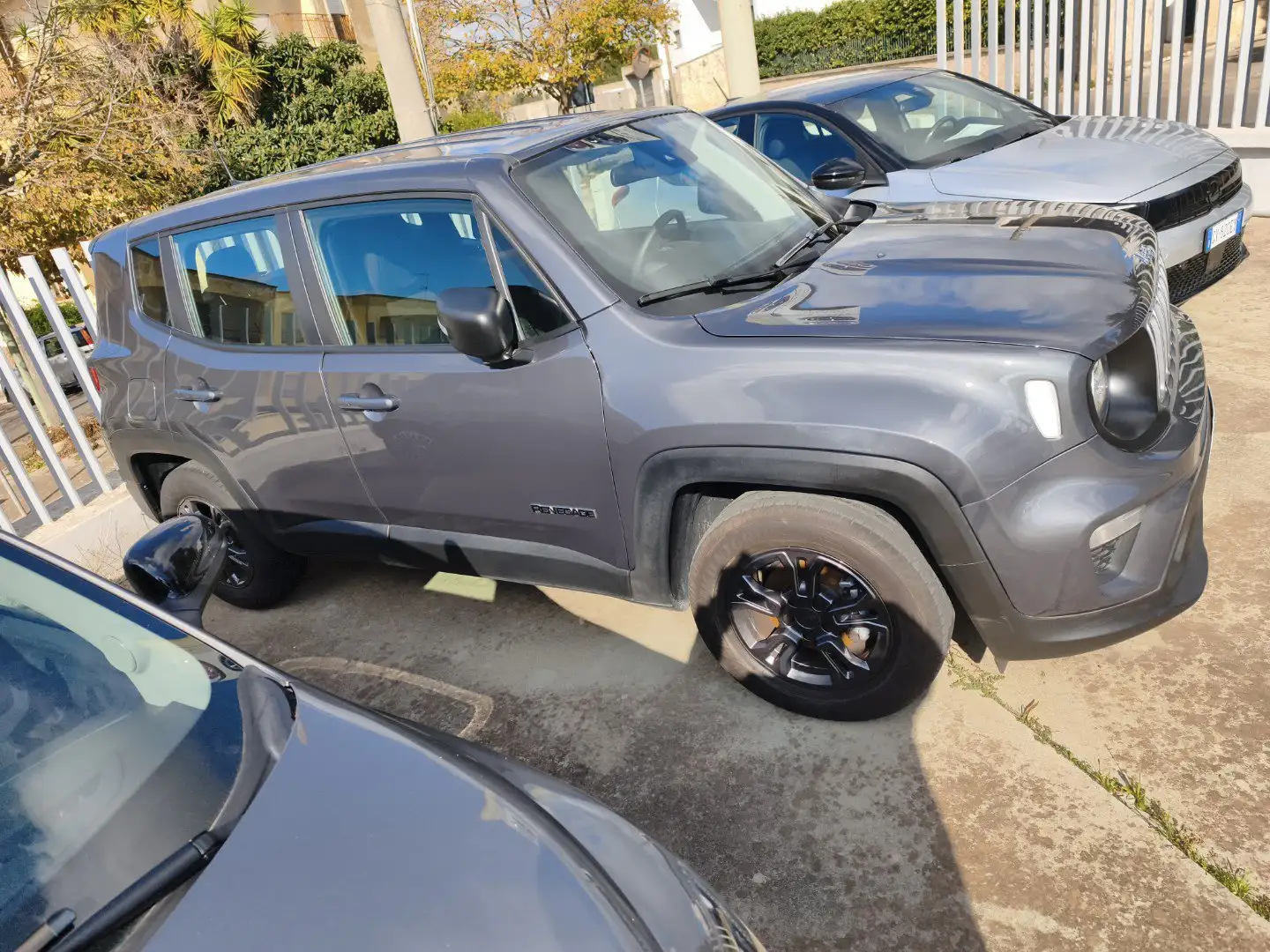 Jeep Renegade 1.0 T3 Longitude Grau - 2