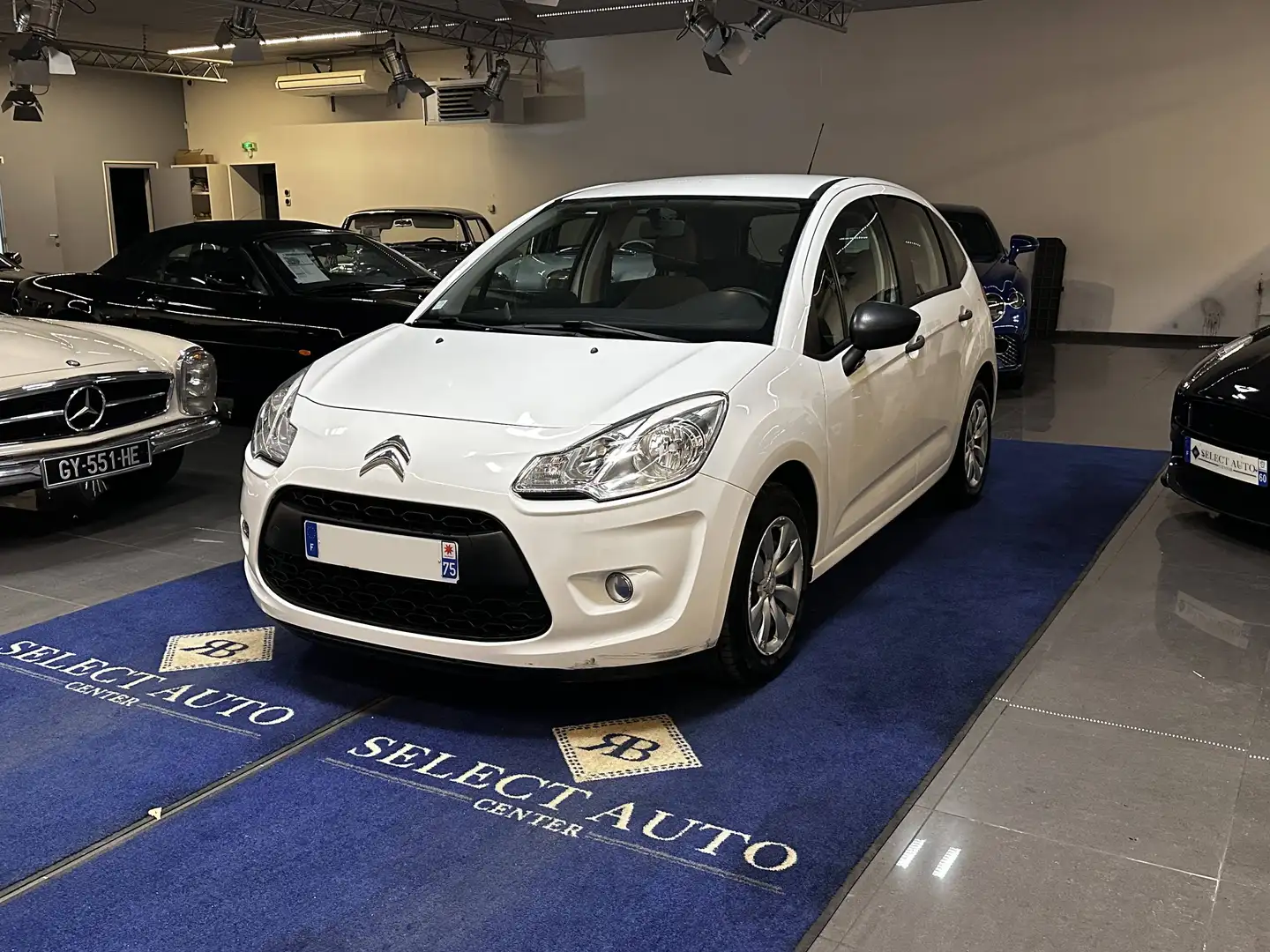 Citroen C3 II 1.1i Attraction Blanc - 1