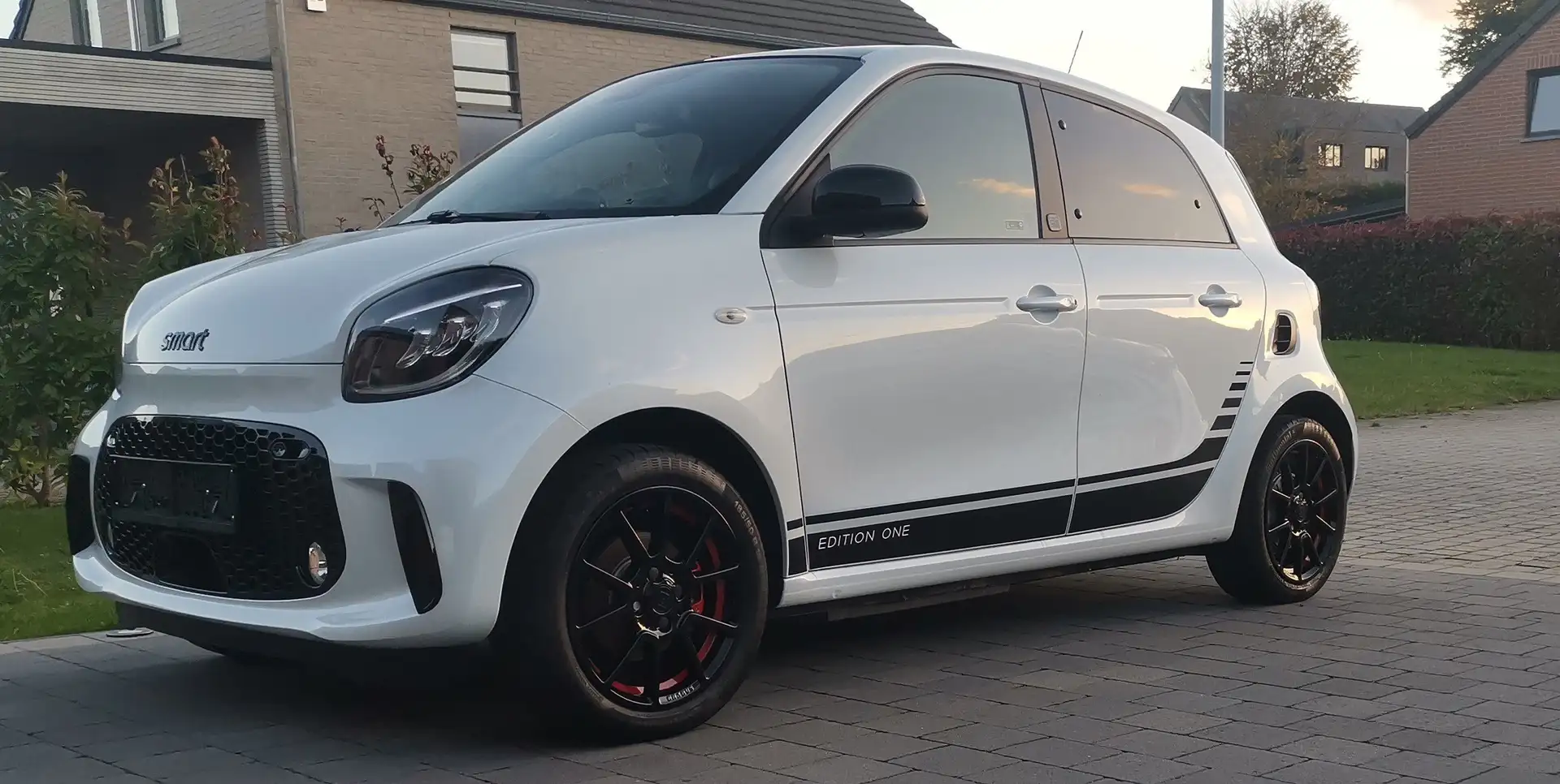 smart forFour Forfour 17.6 kWh EQ Comfort+ SERIE EDITION ONE Wit - 1