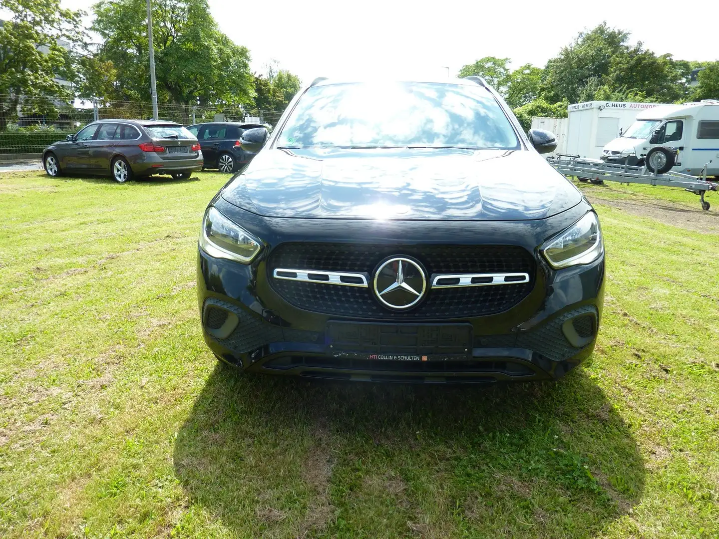 Mercedes-Benz GLA 200 GLA 200 d (247.712) Progressive, viele Extras... Schwarz - 2