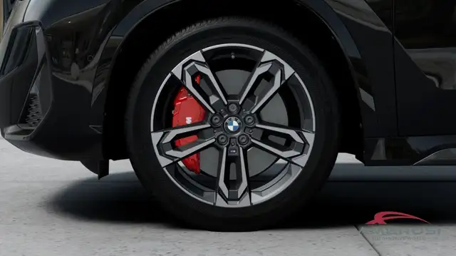 BMW X1 view 8