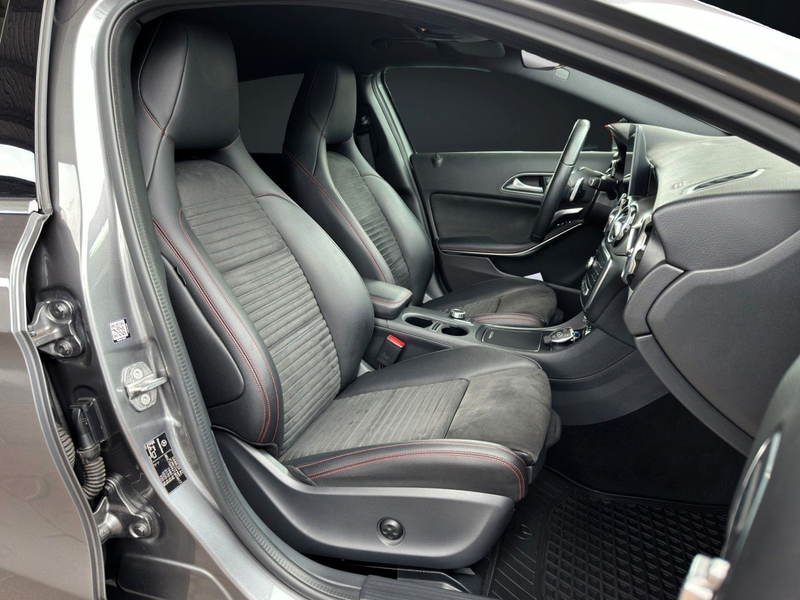 Mercedes-Benz GLA 180 CGI AMG-LINE NAVI-KAMERA-LED-MEMORY — photo 13