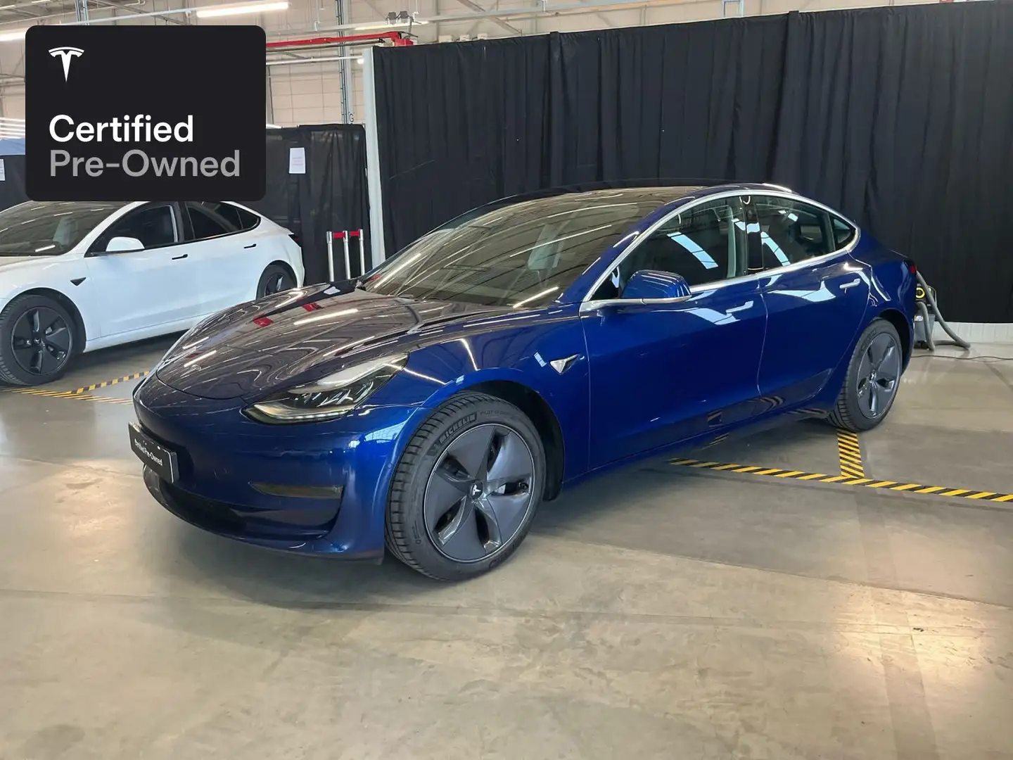 Tesla Model 3 Long Range RWD “Certified Pre-Owned” Blauw - 1