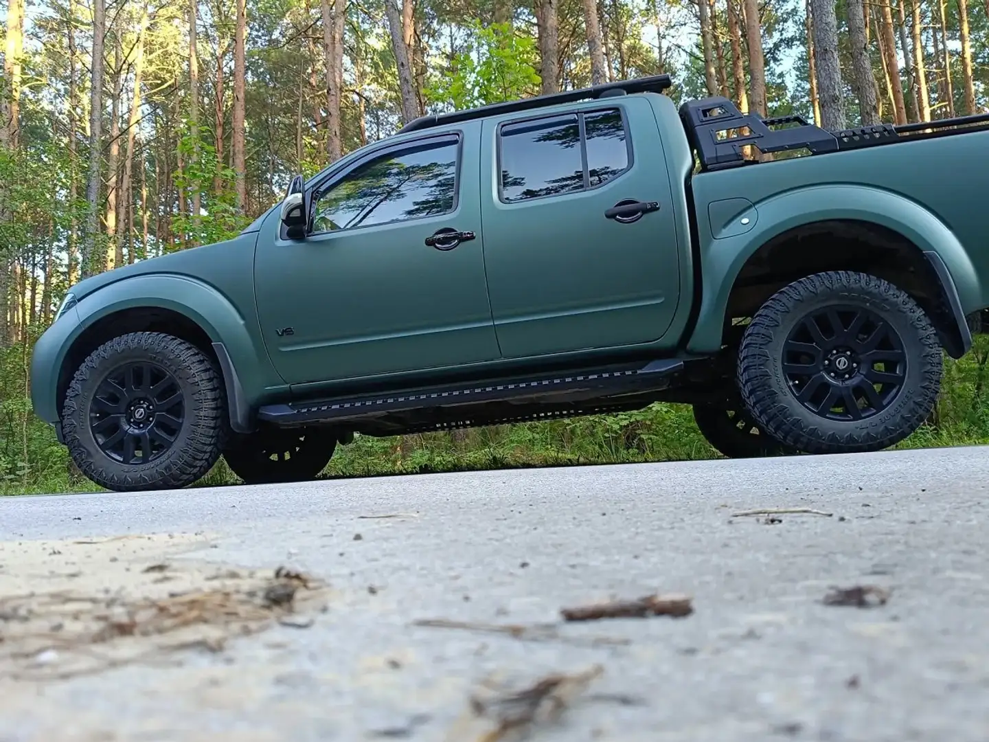 Nissan Navara Navara Autm. LE Grün - 1