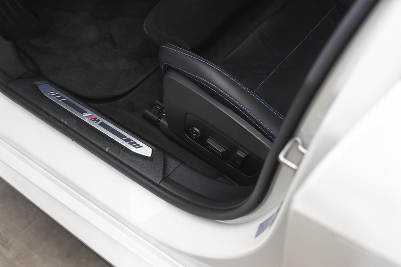 BMW 120 1 Serie M Sport Automaat / Panoramadak / M Sportst — photo 12