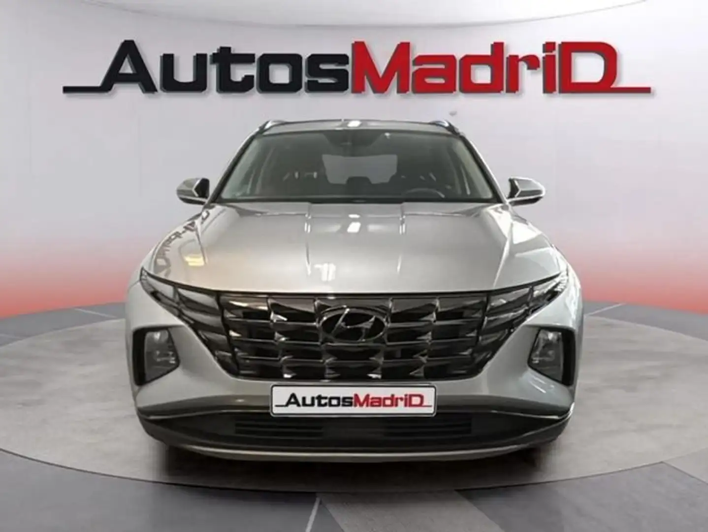 Hyundai TUCSON 1.6 CRDI 100kW (136CV) 48V Maxx DCT Plateado - 2