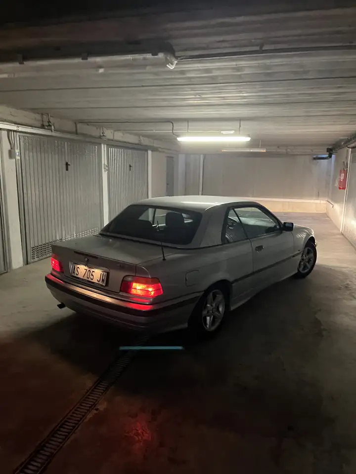 BMW 318i Cabrio c/hardtop, foto 5