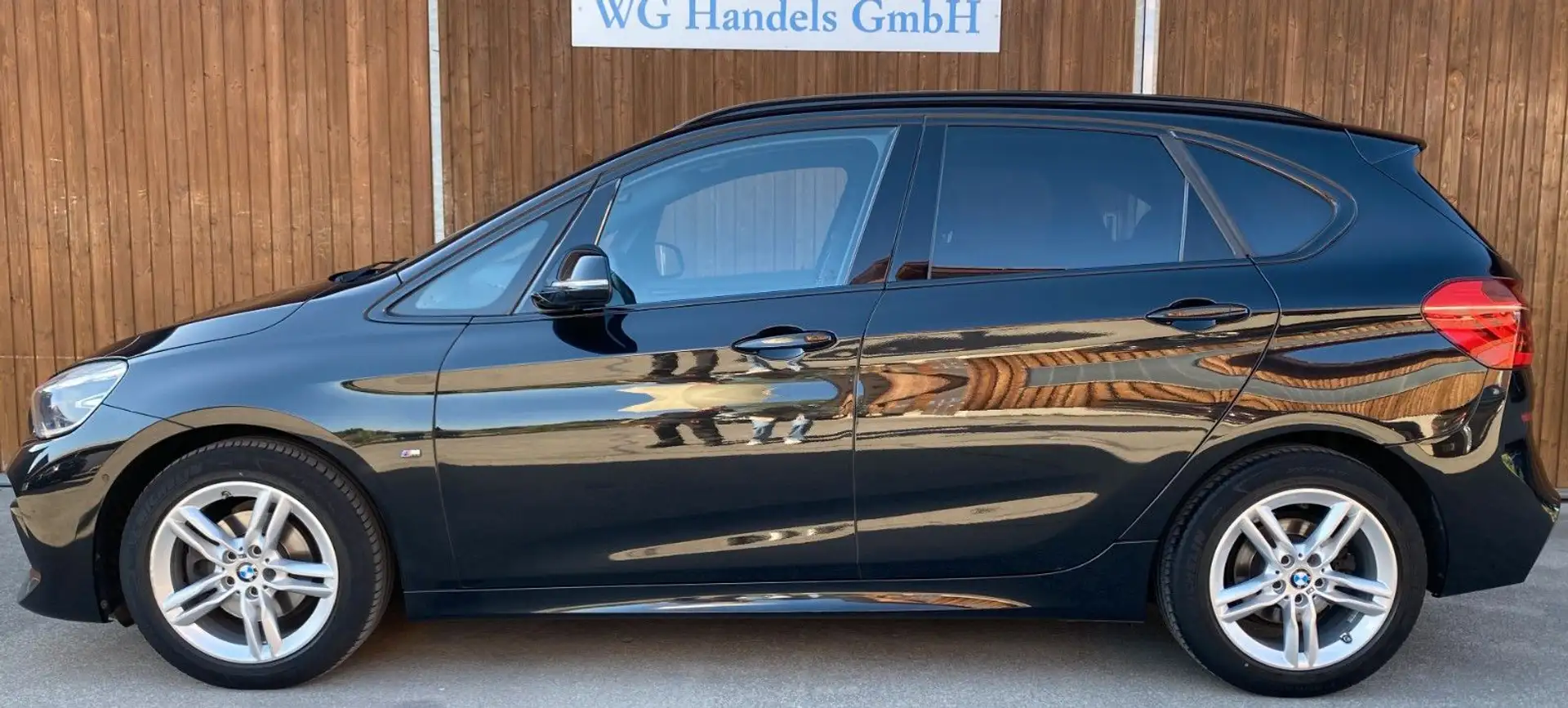 BMW 218 M Sport Leder SHZ Navi AHK Noir - 2